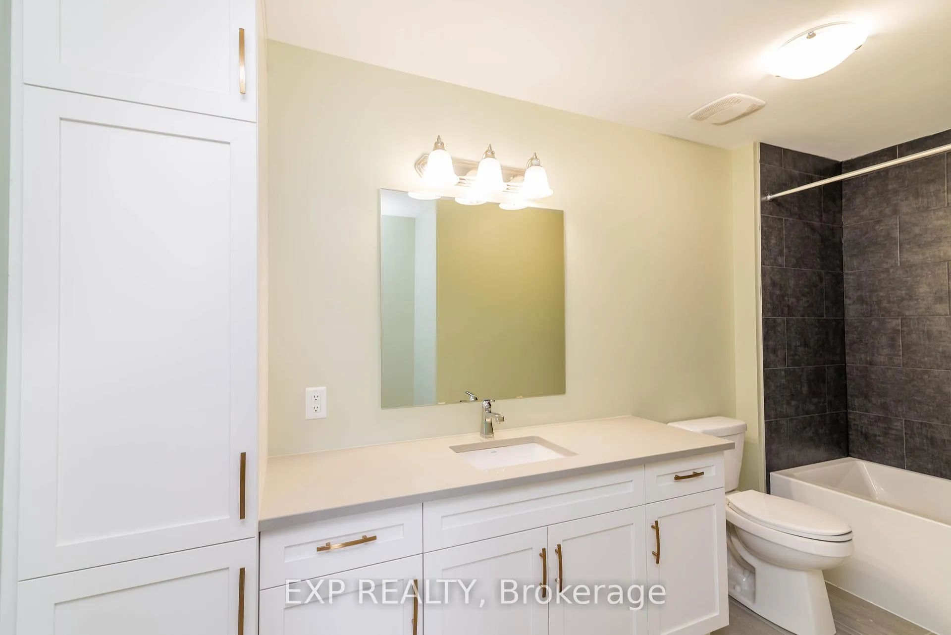 Photo 11 of 140 Elizabeth Crescent, North Dundas, Chesterville — HOMEH