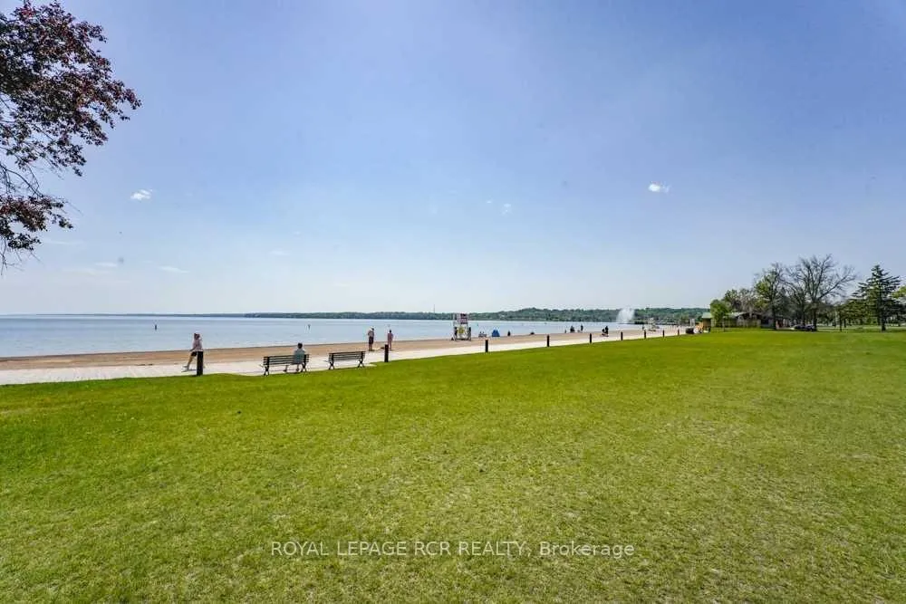 Photo 28 of Unit 1403, 37 Ellen Street, Barrie, City Centre — HOMEH