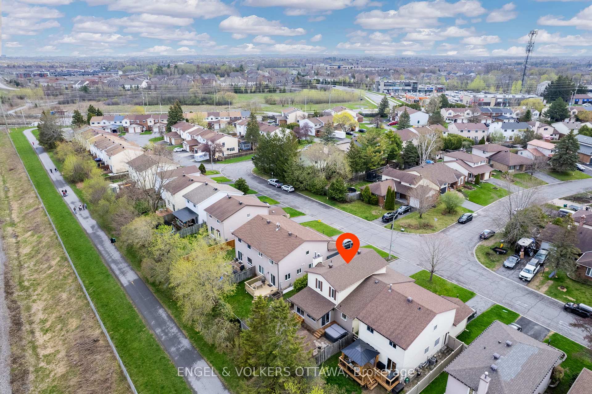 Photo 41 of 17 Glacier Street, Ottawa, Barrhaven - On the Green — HOMEH