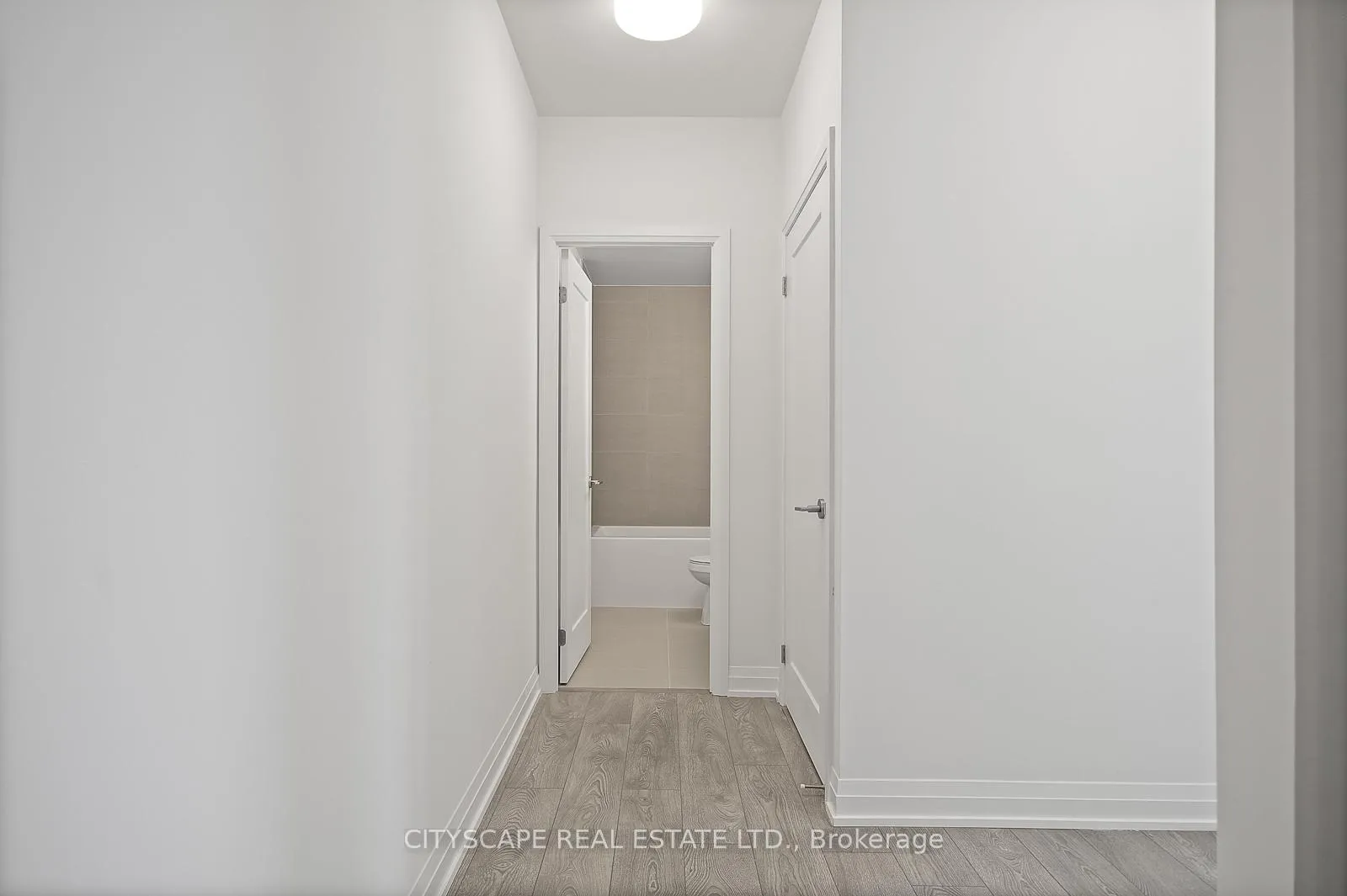 Photo 3 of Unit 311, 286 Main Street, Toronto, East End-Danforth — HOMEH