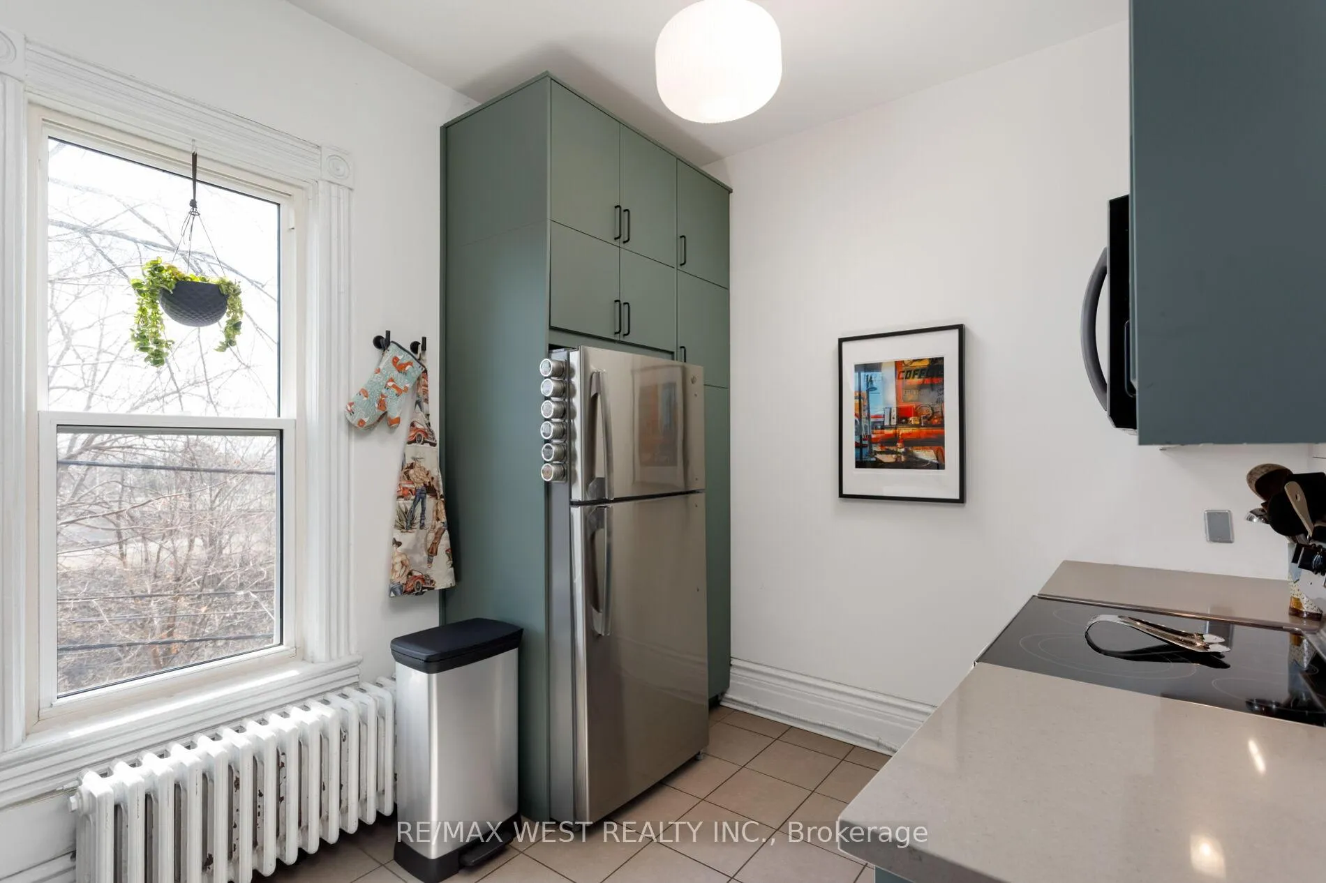 Photo 6 of 87 Springhurst Avenue, Toronto, South Parkdale — HOMEH