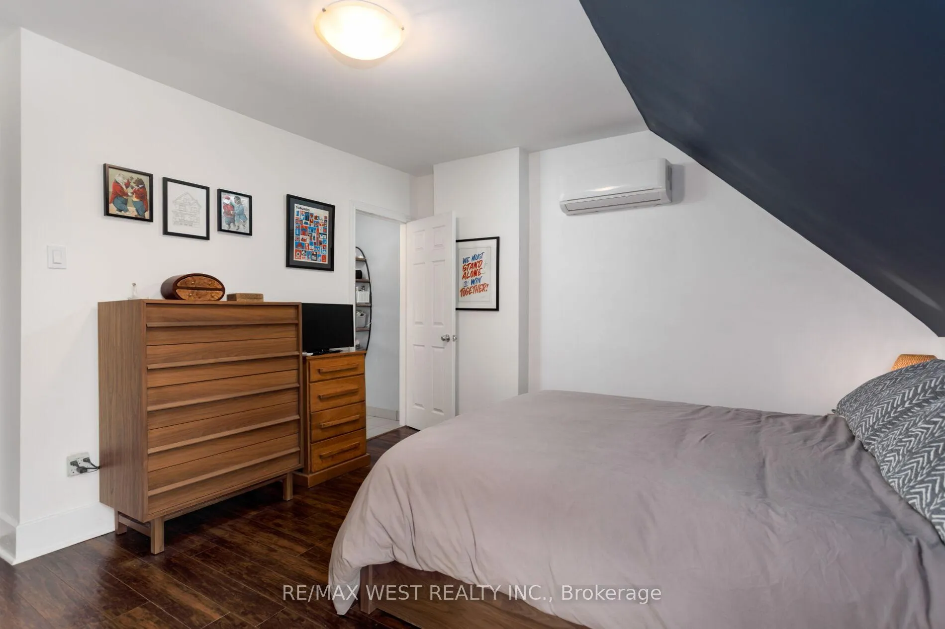 Photo 17 of 87 Springhurst Avenue, Toronto, South Parkdale — HOMEH