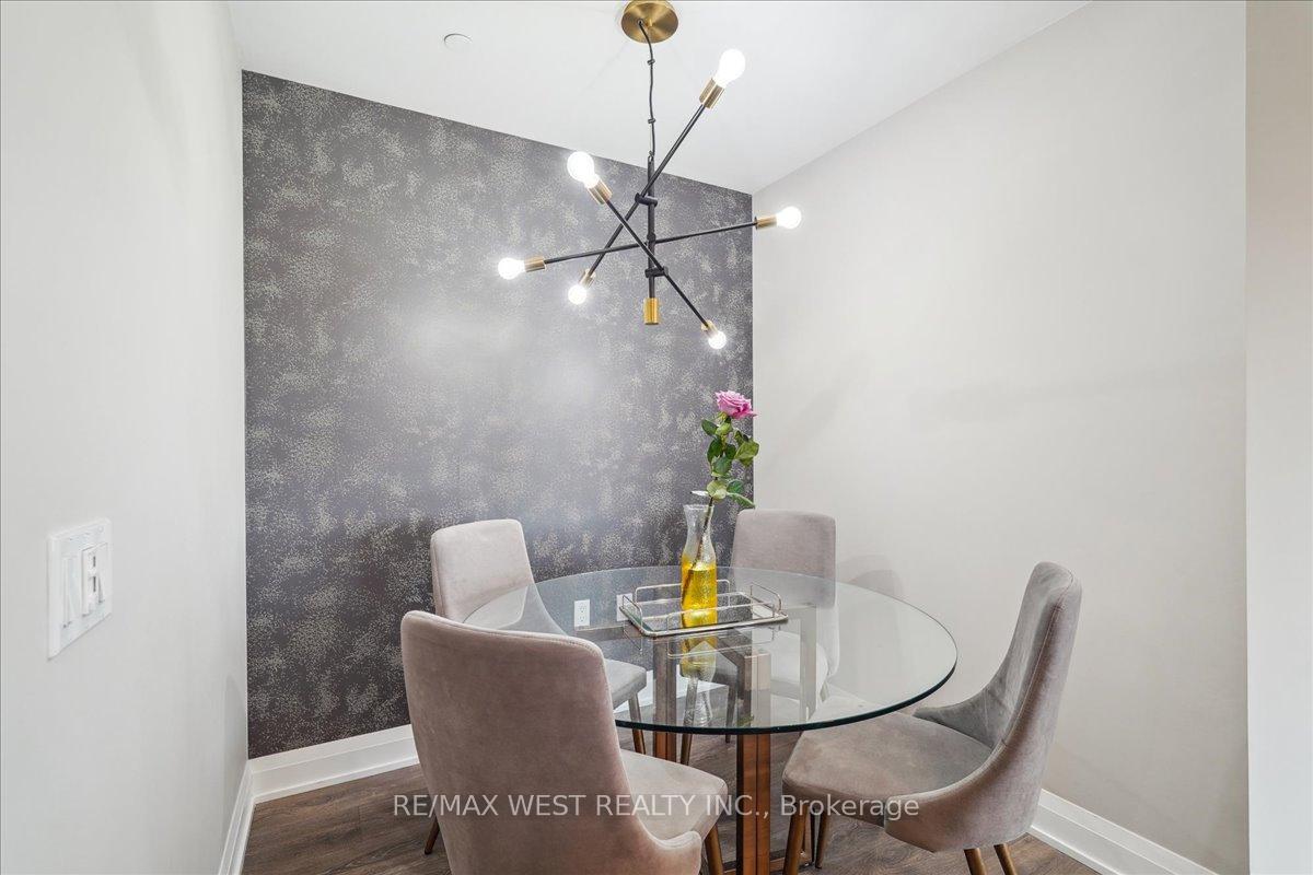 Photo 9 of Unit 614, 4800 Highway 7, Vaughan, East Woodbridge — HOMEH