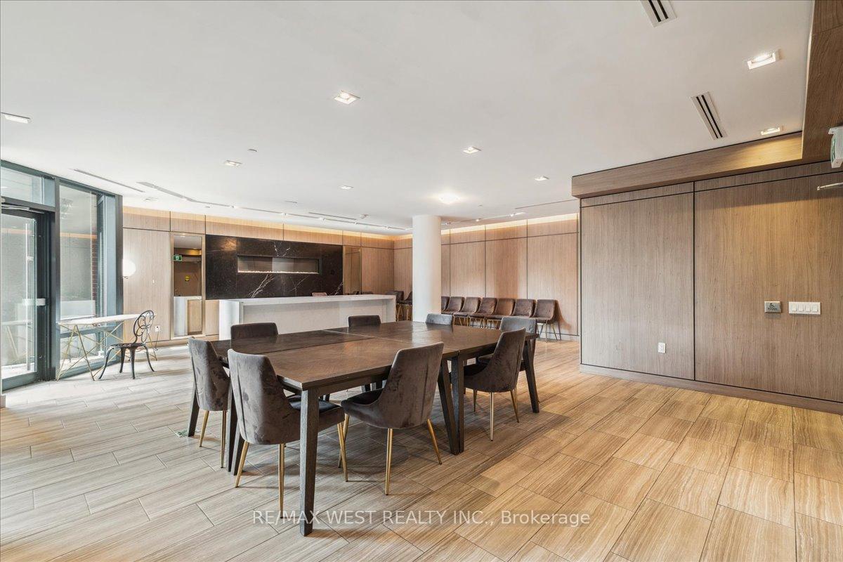Photo 20 of Unit 614, 4800 Highway 7, Vaughan, East Woodbridge — HOMEH