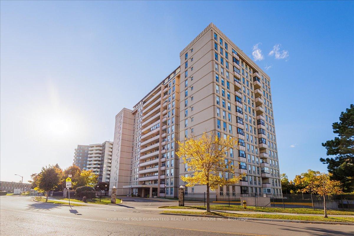 Photo 1 of Unit 607, 130 Neptune Drive, Toronto, Englemount-Lawrence — HOMEH