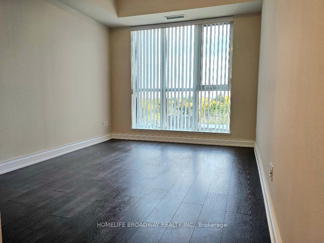 Photo 7 of Unit 602, 68 Main Street N, Markham, Old Markham Village — HOMEH