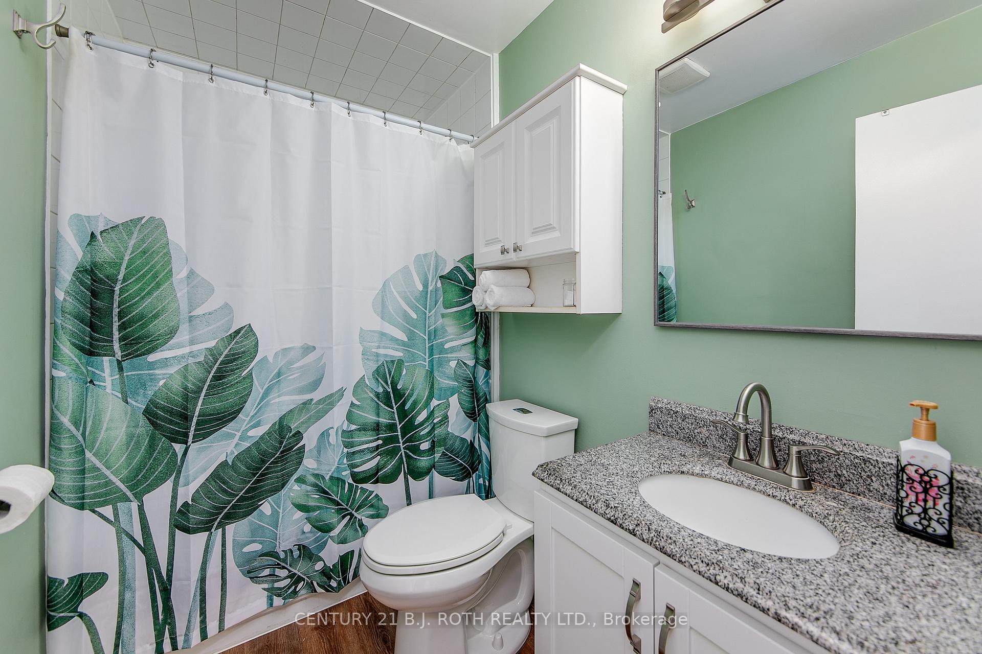 Photo 20 of 107 Laidlaw Drive, Barrie, 400 West — HOMEH