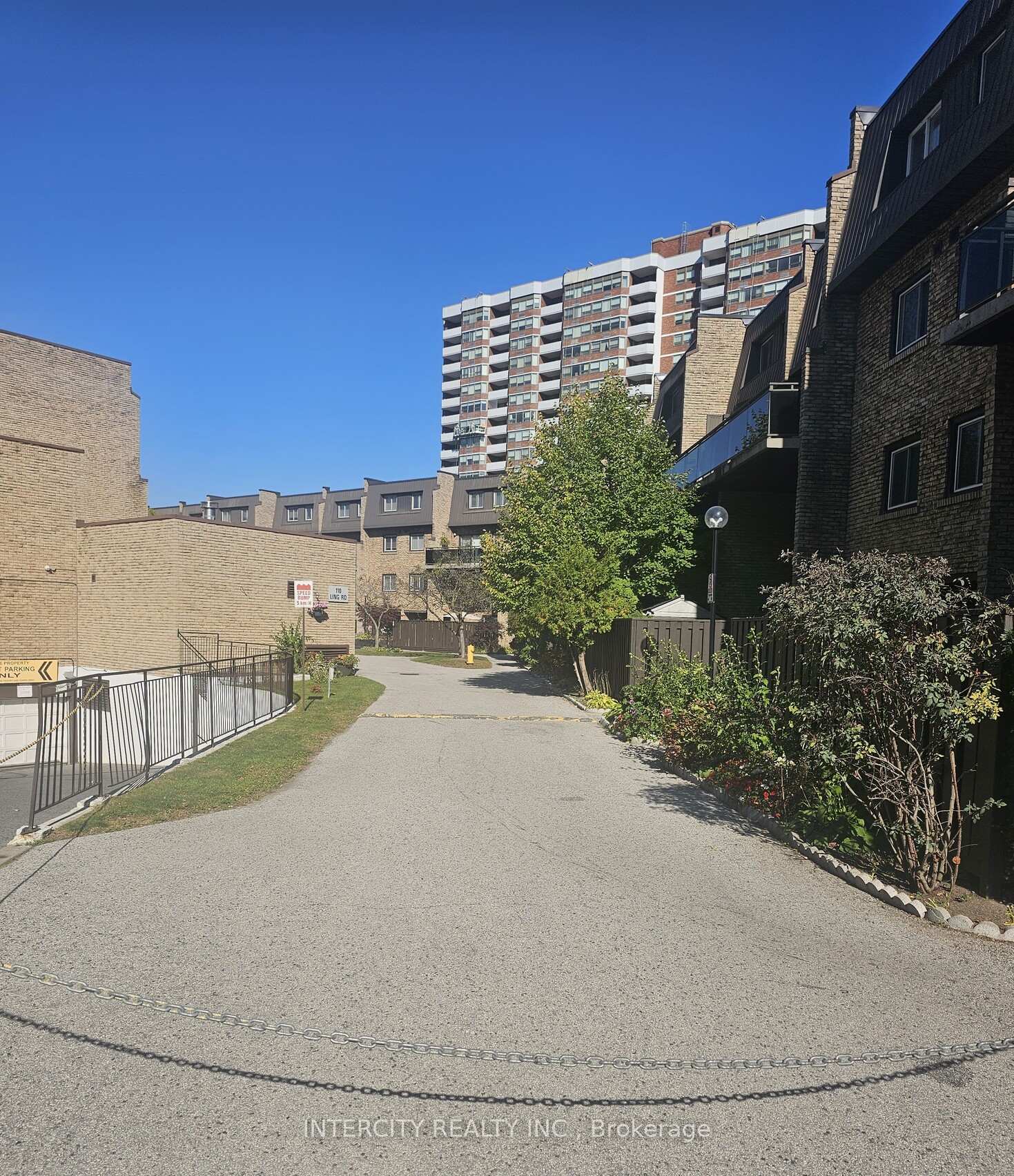 Photo 3 of Unit 90, 140 Ling Road, Scarborough, West Hill — HOMEH