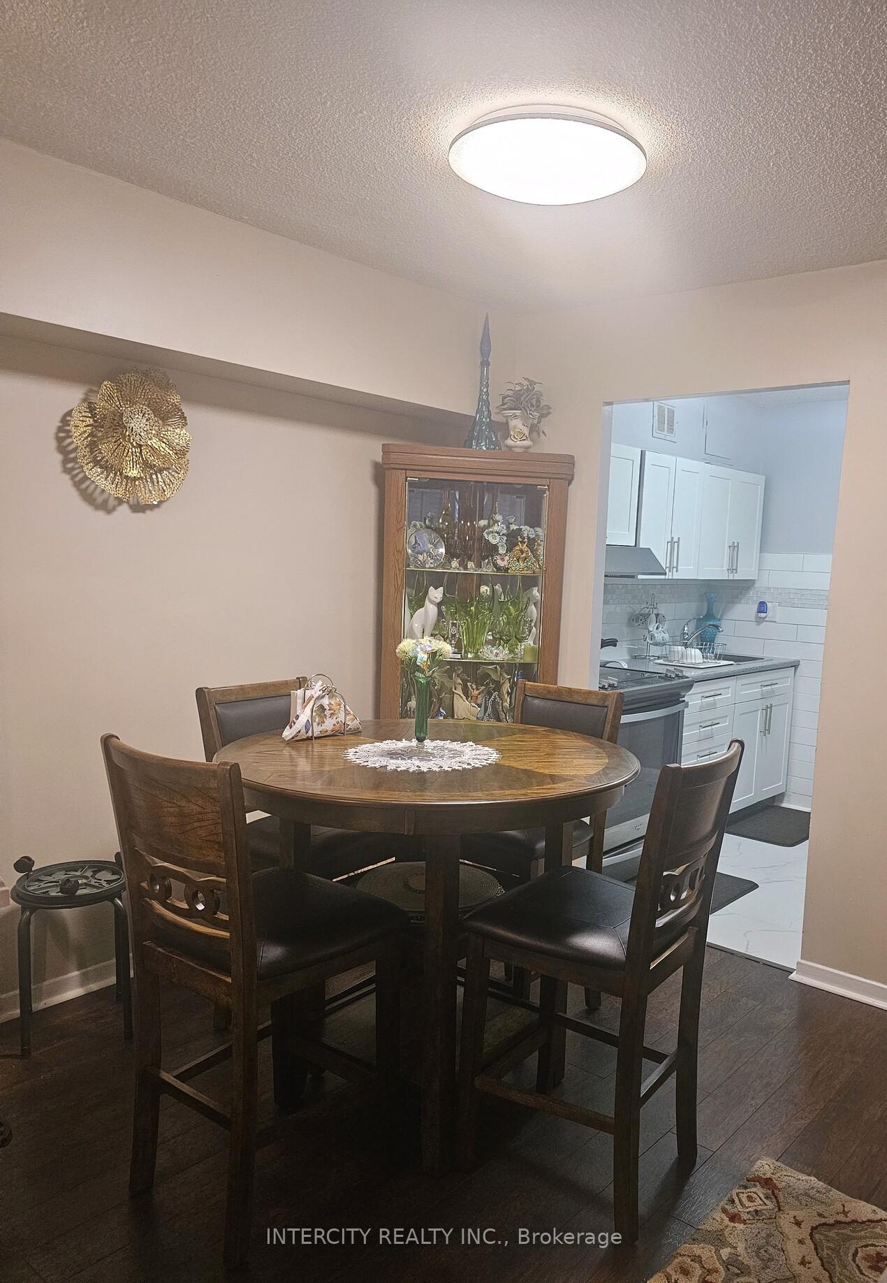 Photo 6 of Unit 90, 140 Ling Road, Scarborough, West Hill — HOMEH
