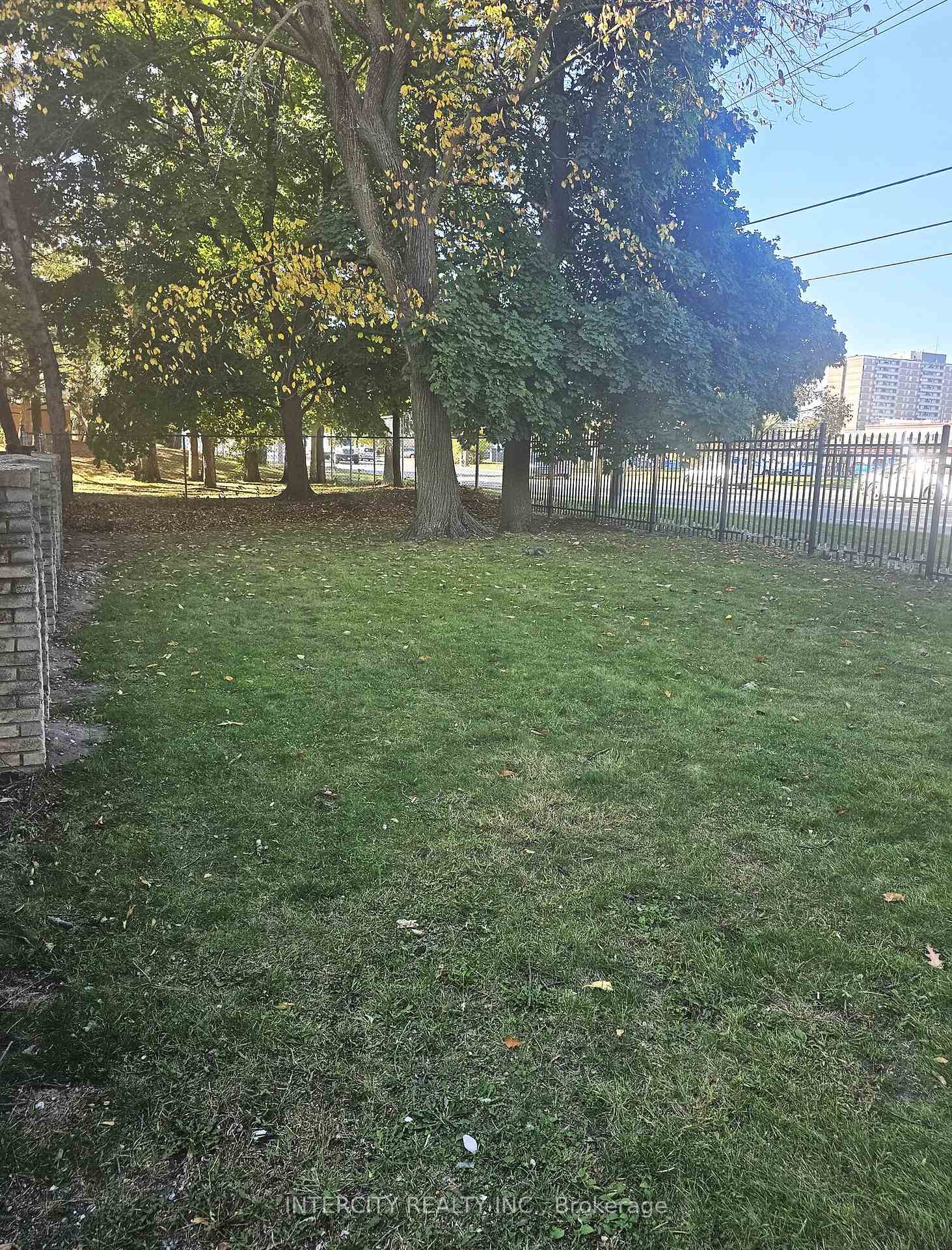 Photo 21 of Unit 90, 140 Ling Road, Scarborough, West Hill — HOMEH