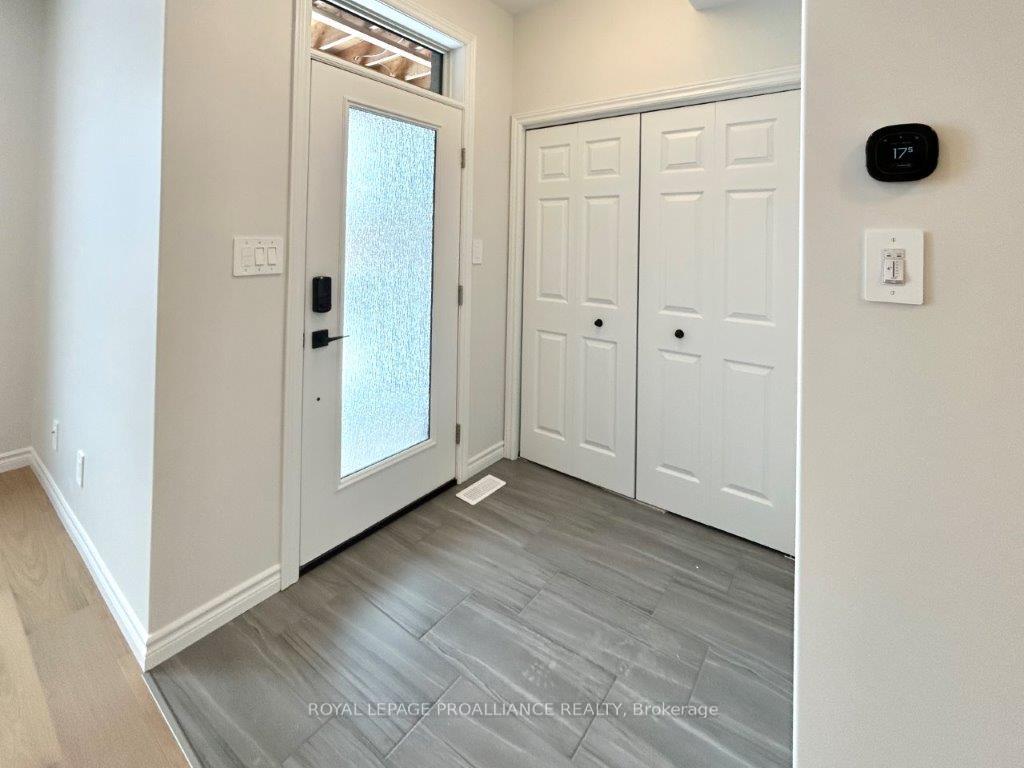 Photo 2 of 22 Riverstone Way, Belleville, Thurlow Ward — HOMEH