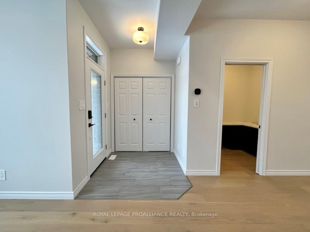 Photo 3 of 22 Riverstone Way, Belleville, Thurlow Ward — HOMEH