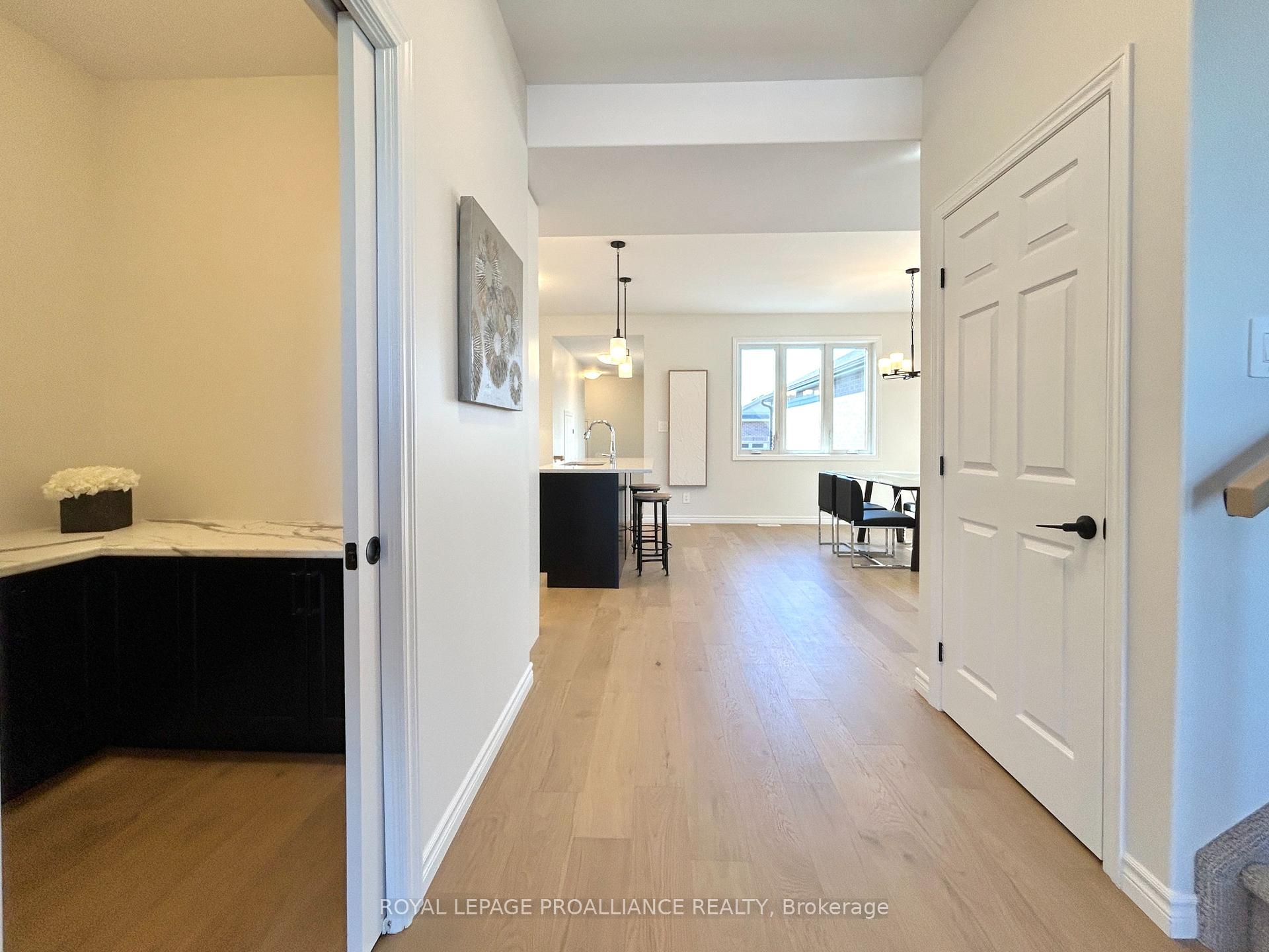 Photo 10 of 22 Riverstone Way, Belleville, Thurlow Ward — HOMEH