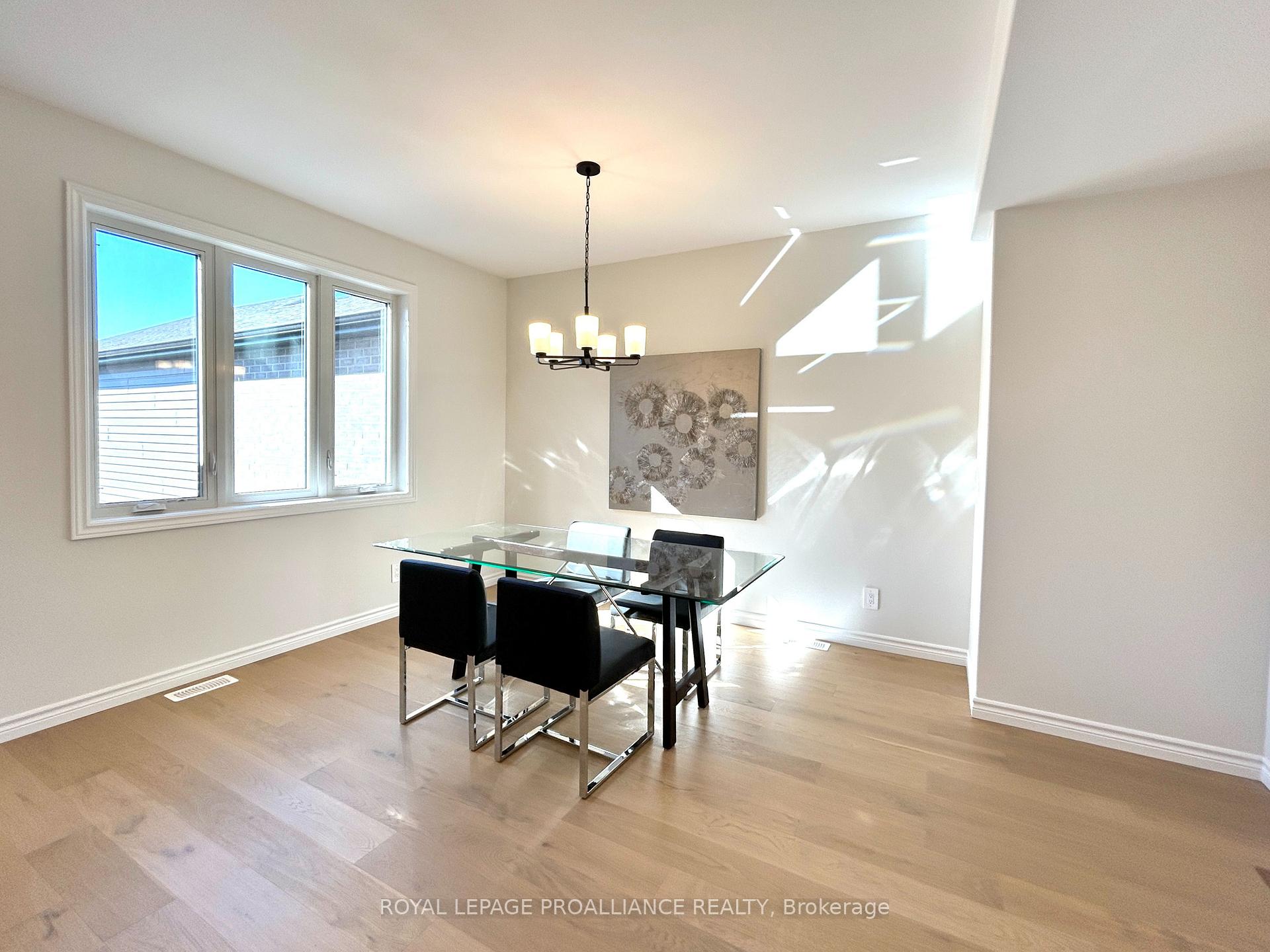 Photo 14 of 22 Riverstone Way, Belleville, Thurlow Ward — HOMEH