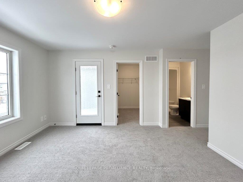 Photo 13 of 22 Riverstone Way, Belleville, Thurlow Ward — HOMEH