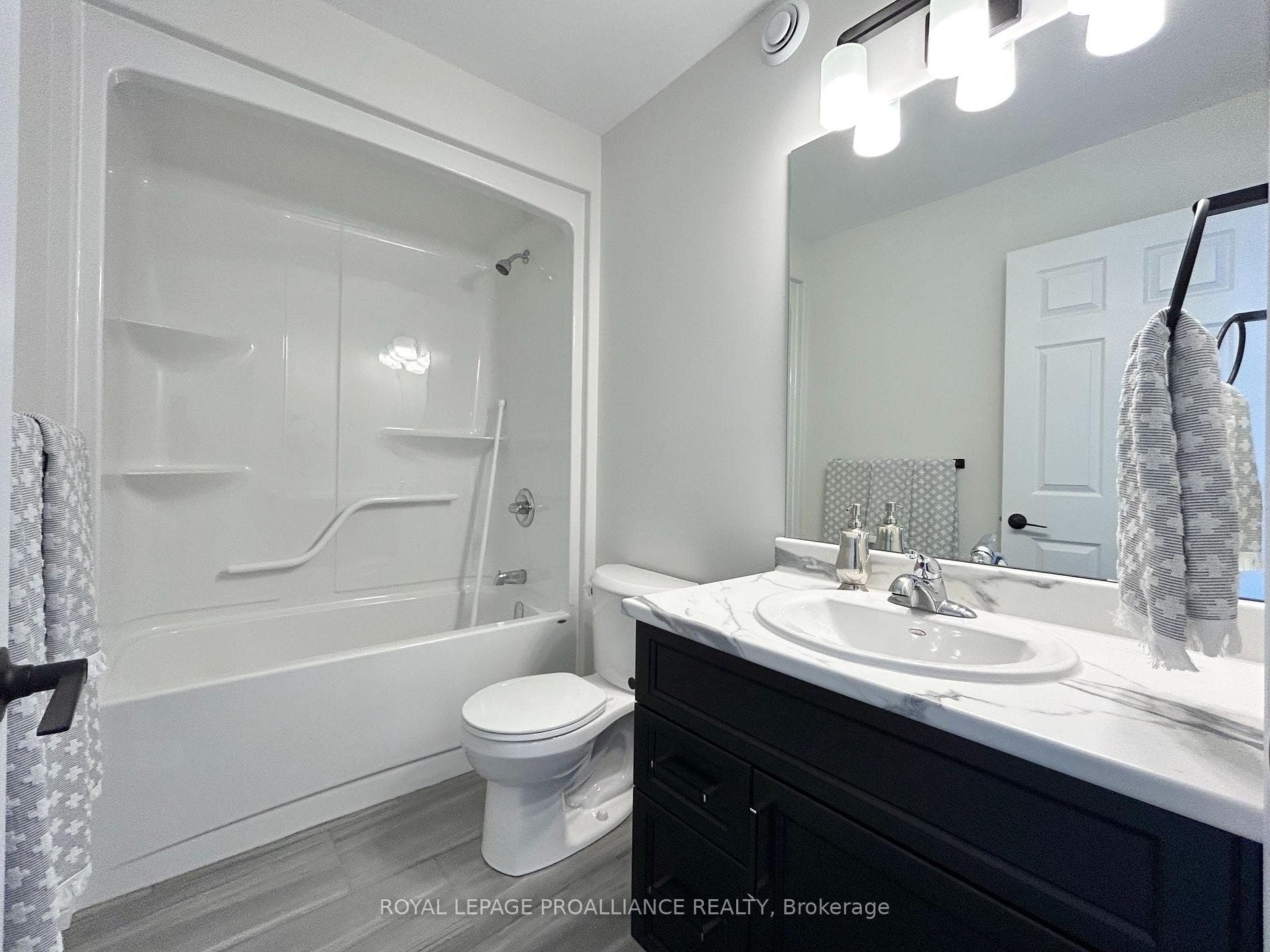 Photo 23 of 22 Riverstone Way, Belleville, Thurlow Ward — HOMEH