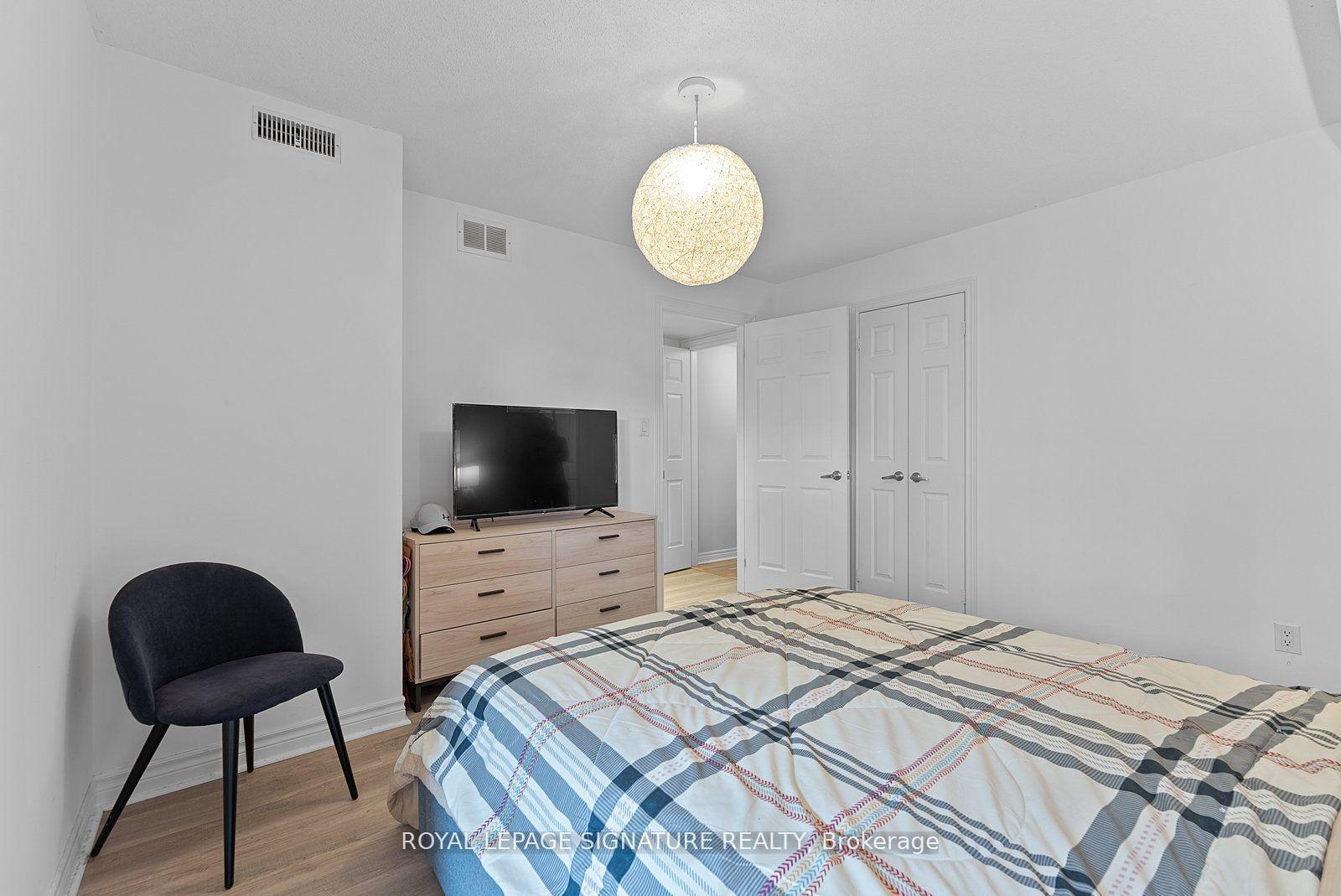 Photo 22 of Unit 101, 6 Brian Peck Crescent, Toronto, Thorncliffe Park — HOMEH