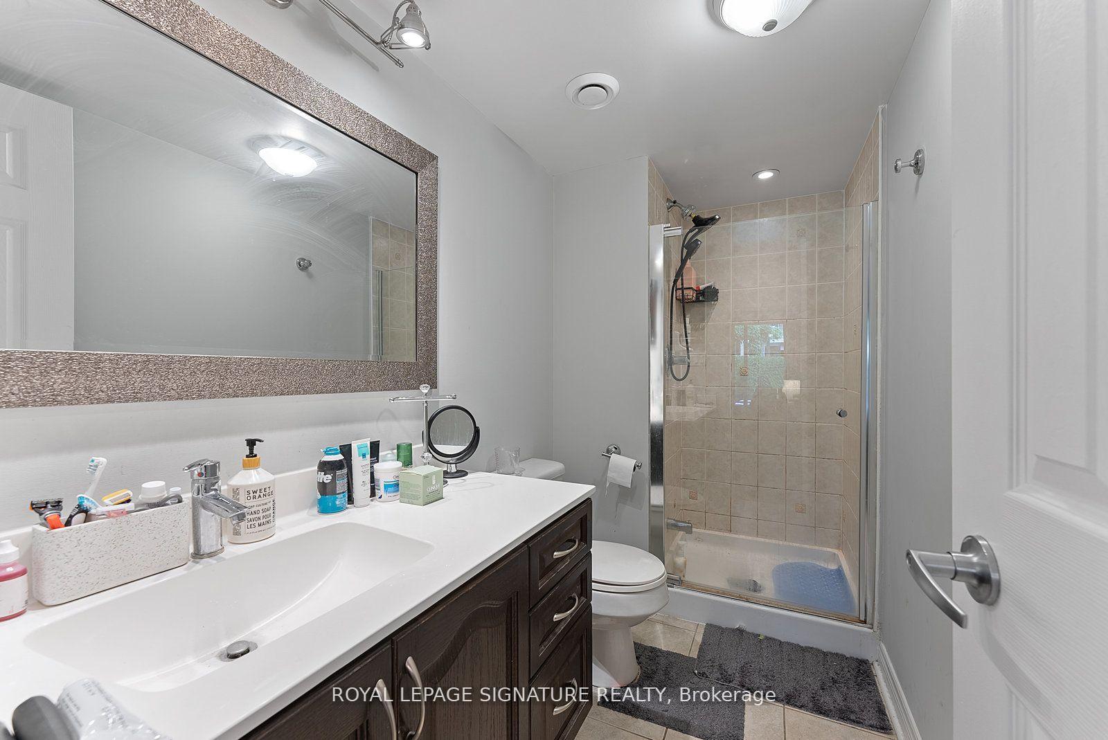 Photo 23 of Unit 101, 6 Brian Peck Crescent, Toronto, Thorncliffe Park — HOMEH