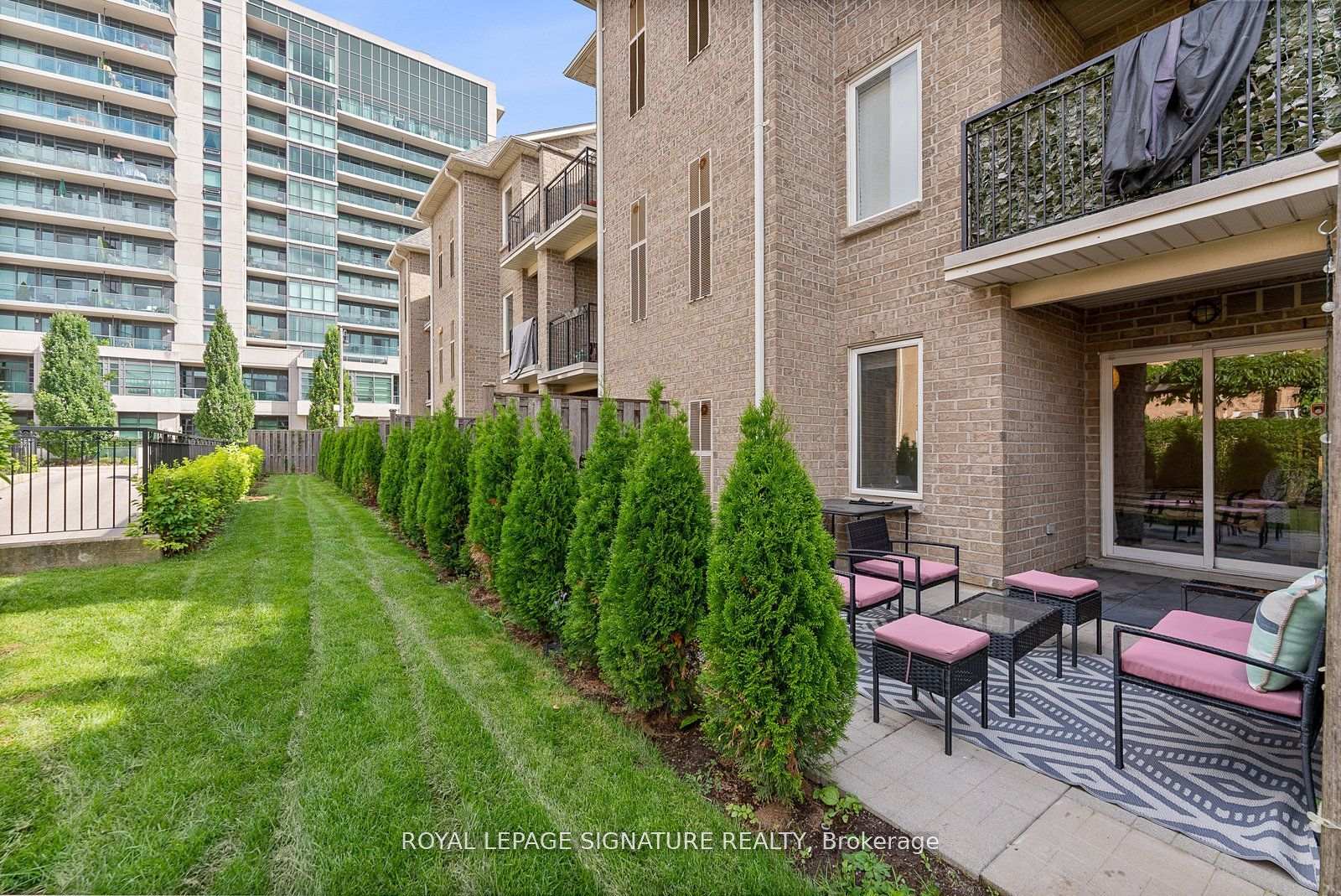 Photo 28 of Unit 101, 6 Brian Peck Crescent, Toronto, Thorncliffe Park — HOMEH