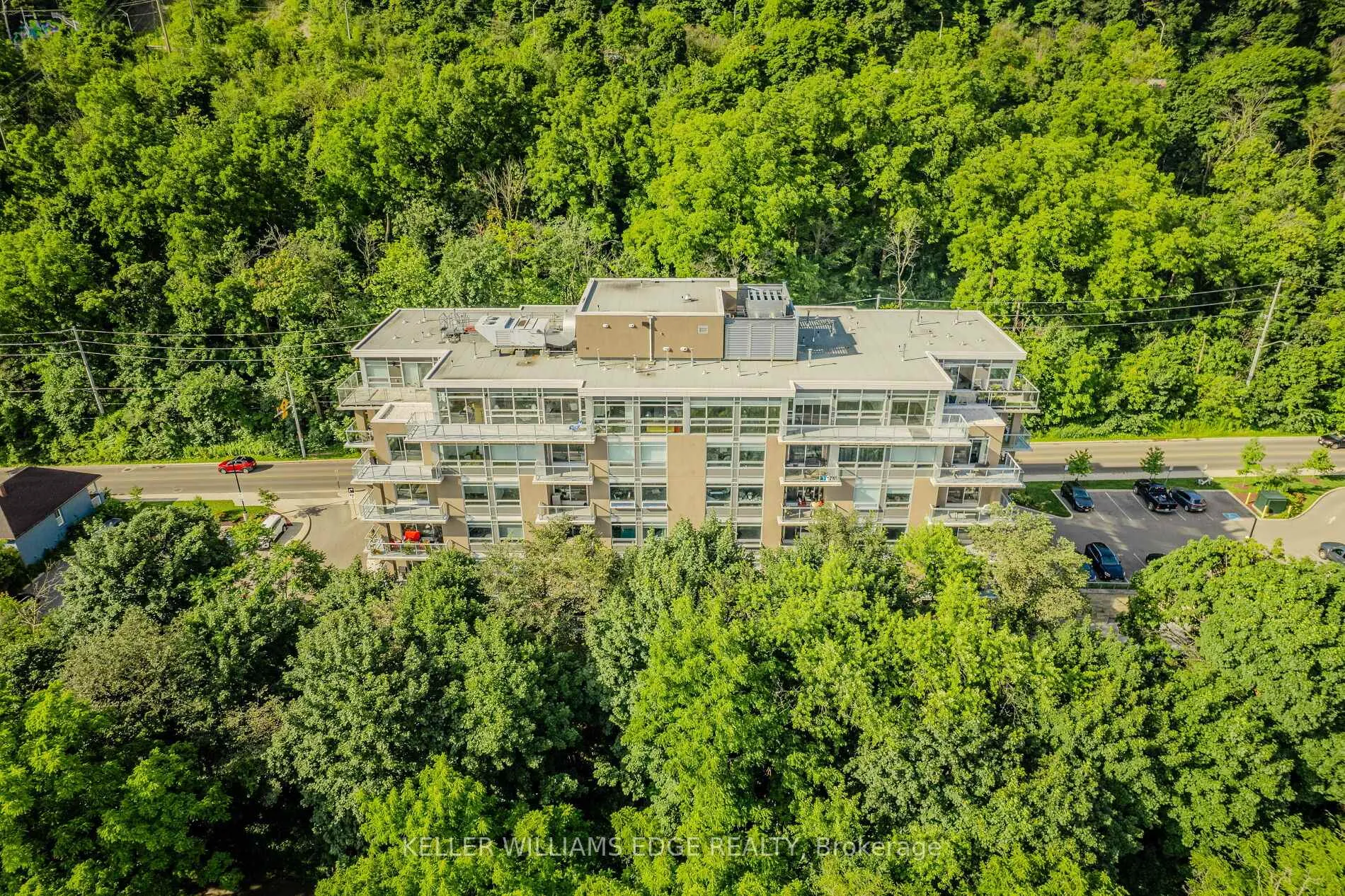 Photo 4 of Unit 202, 479 Charlton Avenue E, Hamilton, Stinson — HOMEH
