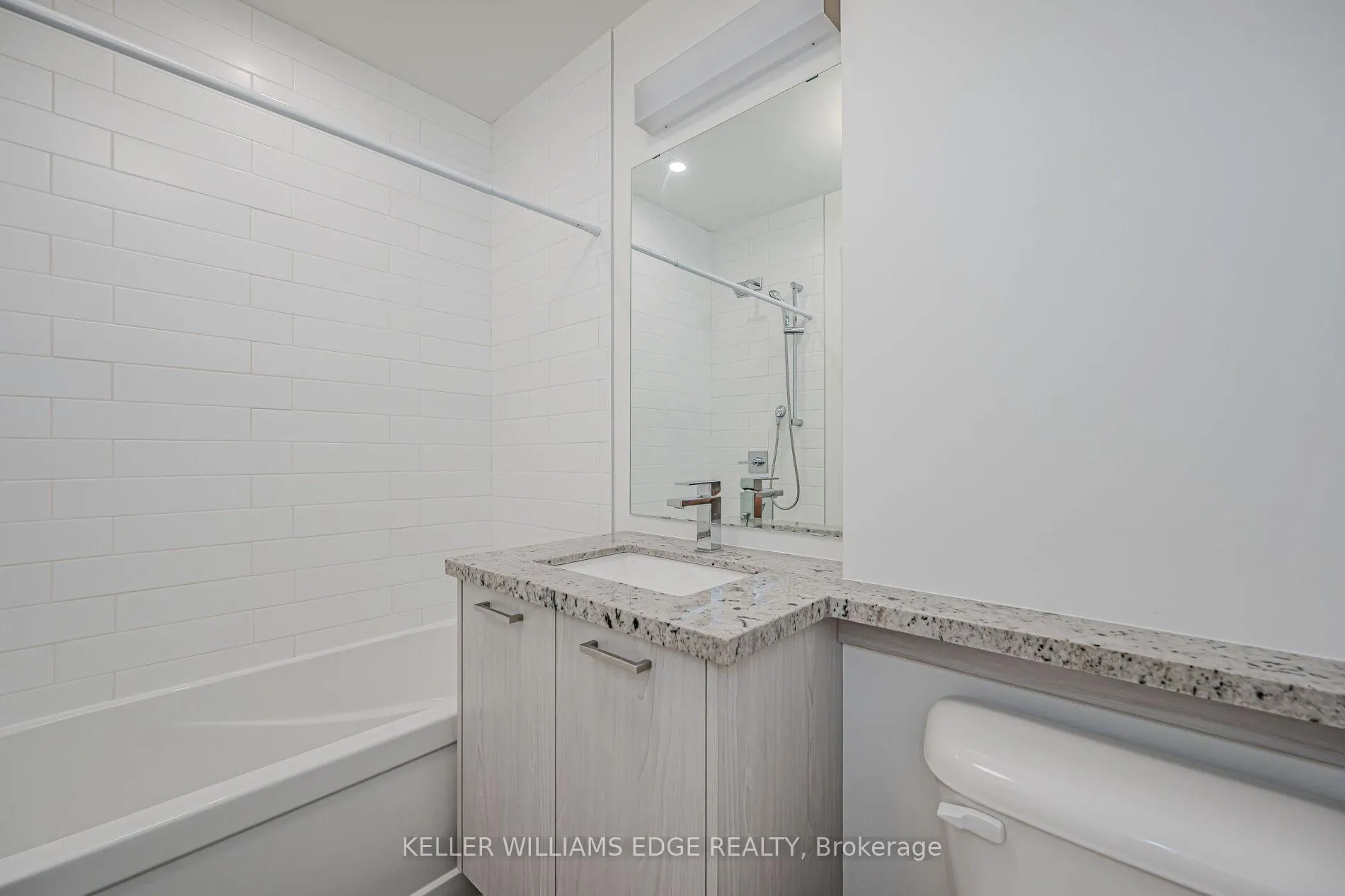 Photo 18 of Unit 202, 479 Charlton Avenue E, Hamilton, Stinson — HOMEH
