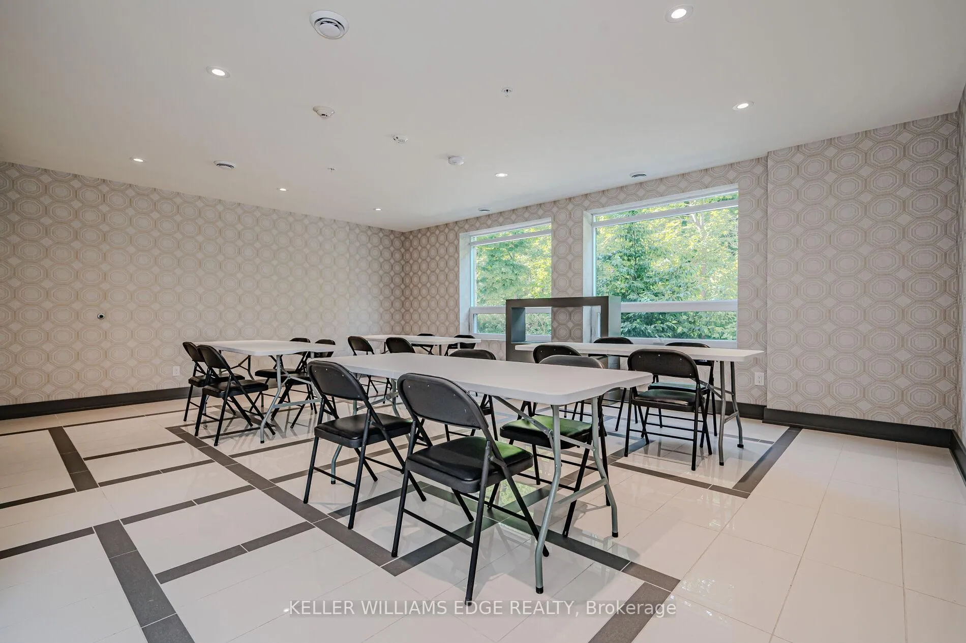 Photo 23 of Unit 202, 479 Charlton Avenue E, Hamilton, Stinson — HOMEH