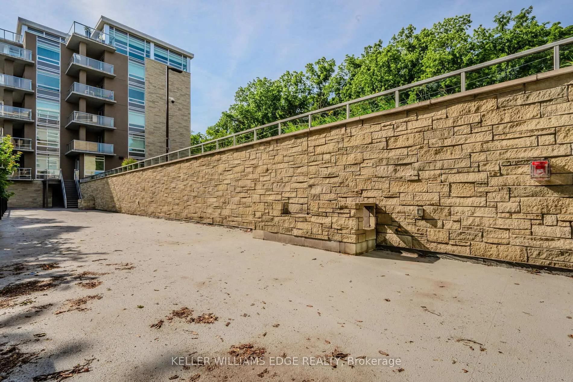 Photo 24 of Unit 202, 479 Charlton Avenue E, Hamilton, Stinson — HOMEH