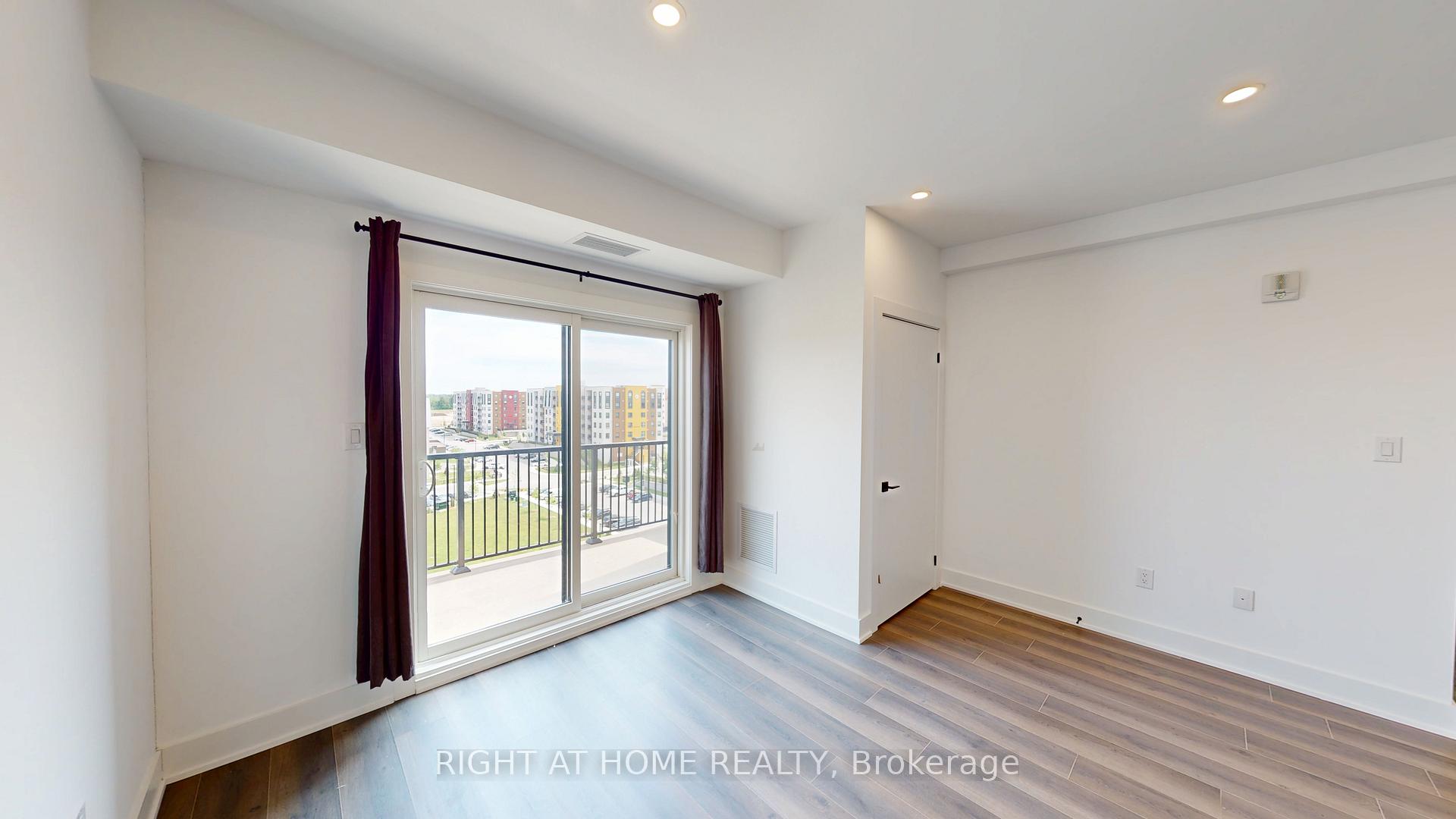 Photo 10 of Unit 603, 4 Spice Way, Barrie, Rural Barrie Southeast — HOMEH