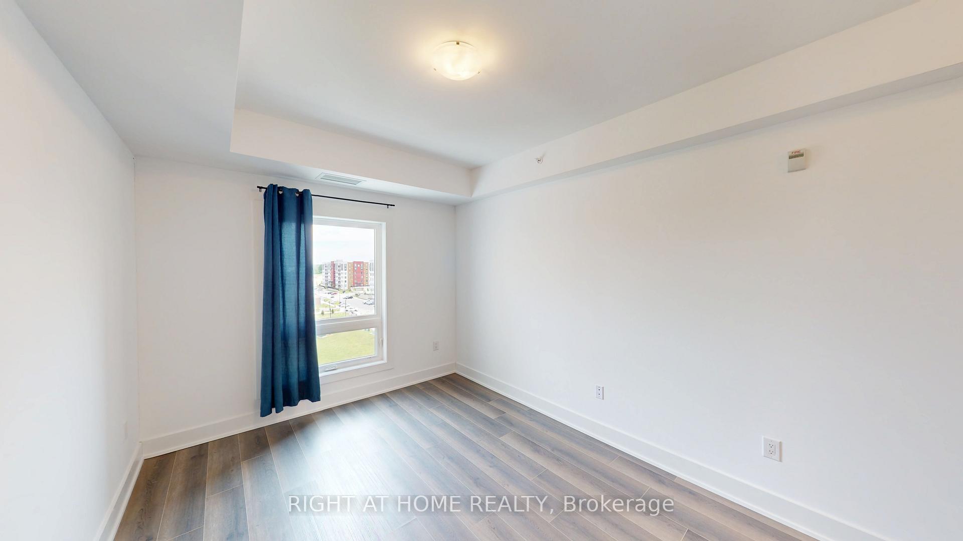 Photo 15 of Unit 603, 4 Spice Way, Barrie, Rural Barrie Southeast — HOMEH