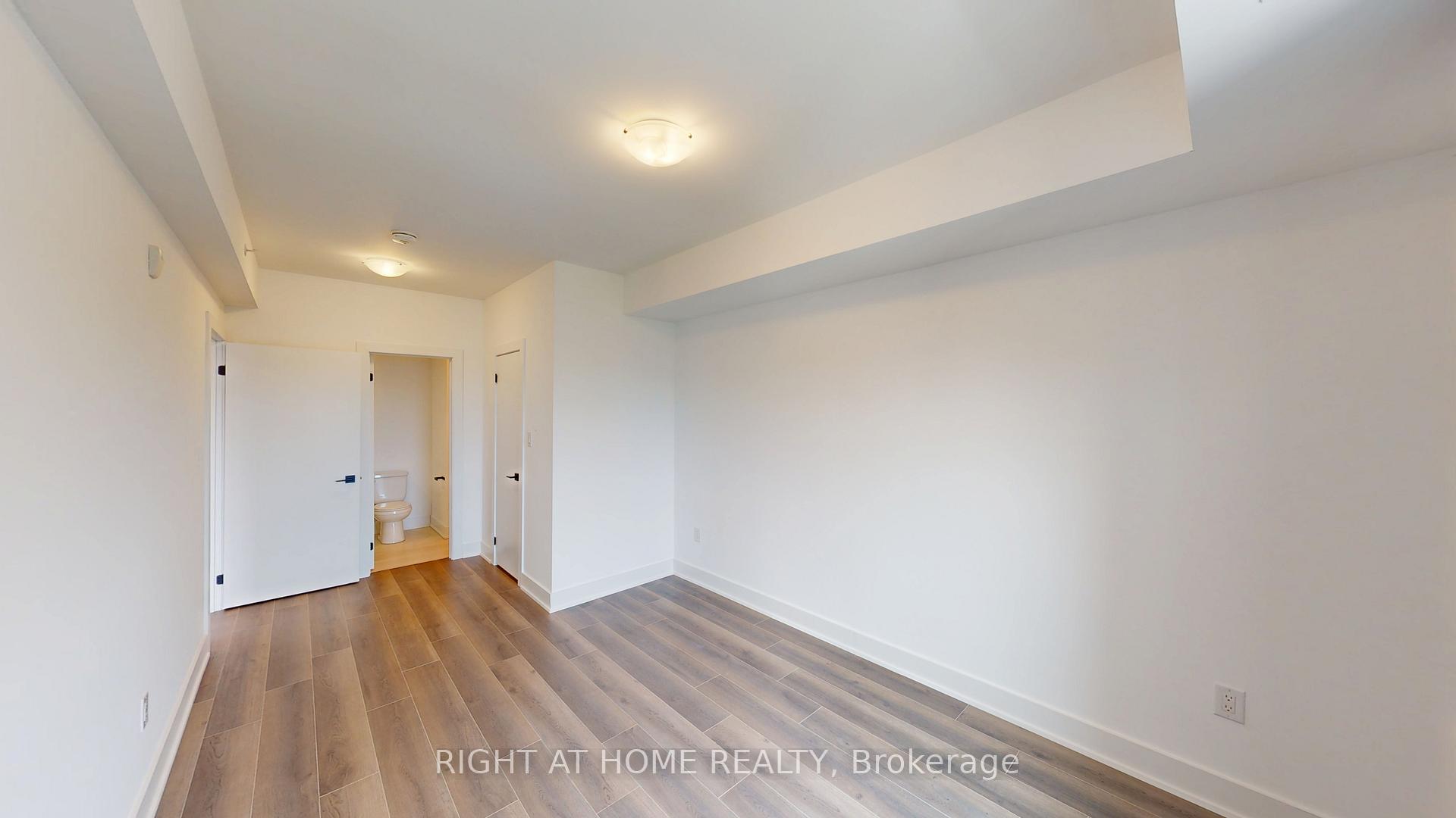Photo 16 of Unit 603, 4 Spice Way, Barrie, Rural Barrie Southeast — HOMEH
