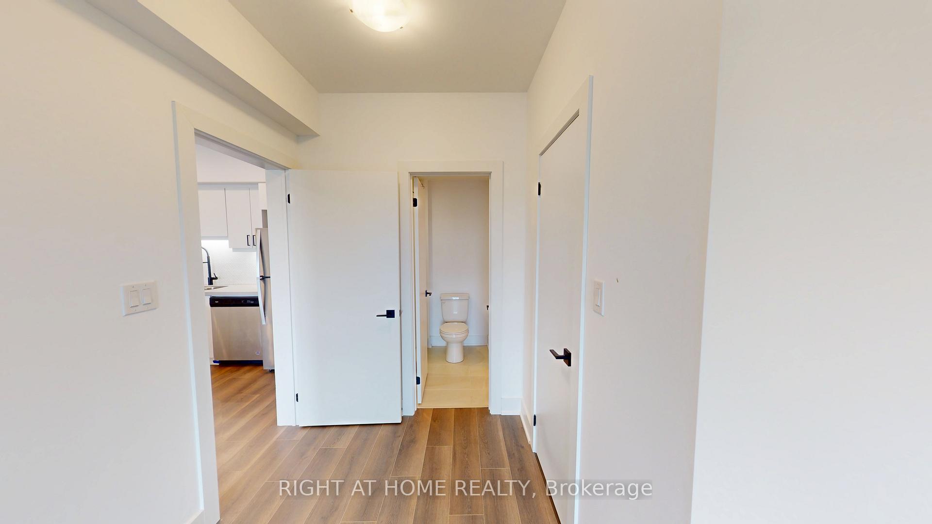 Photo 17 of Unit 603, 4 Spice Way, Barrie, Rural Barrie Southeast — HOMEH