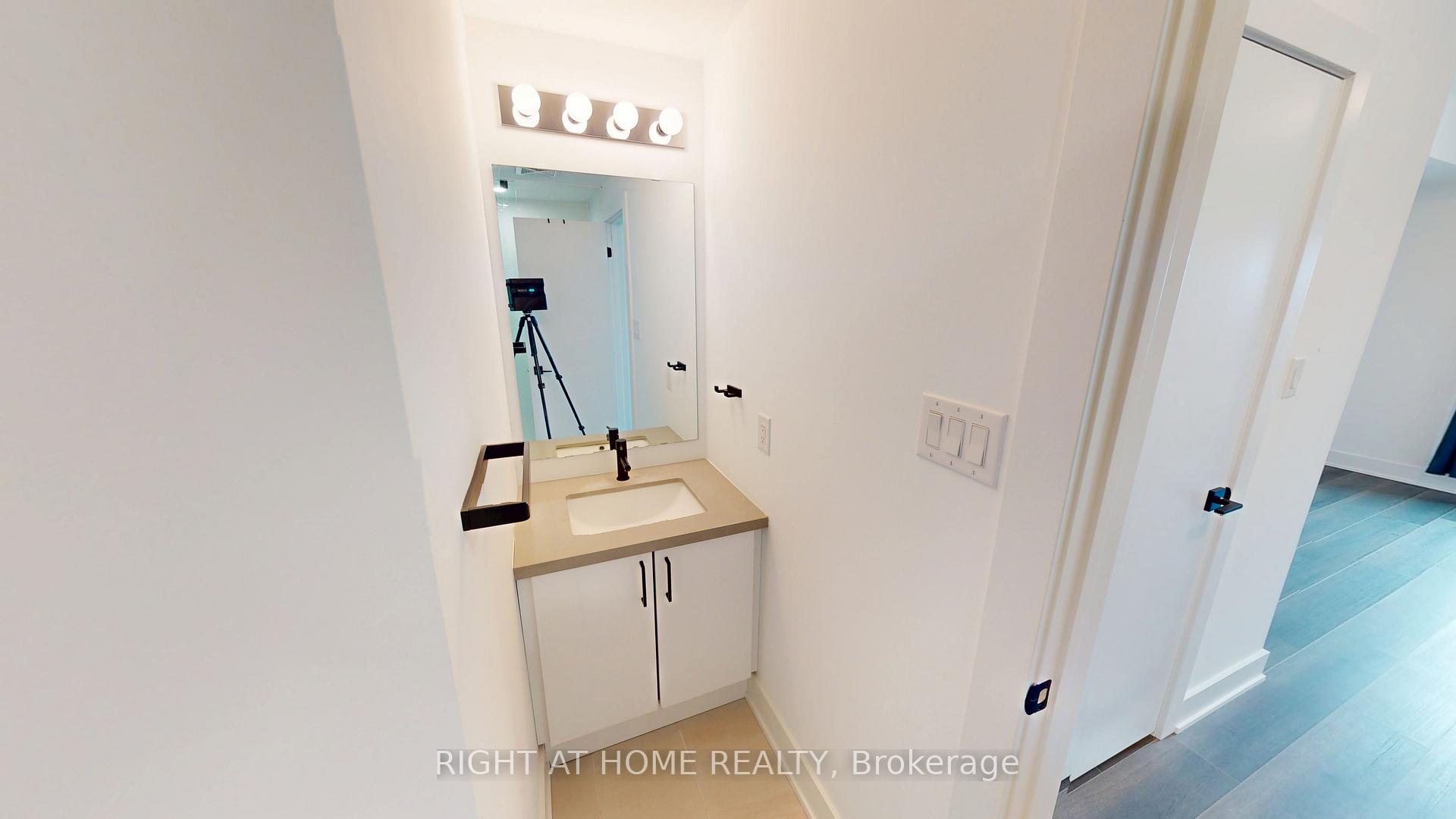 Photo 18 of Unit 603, 4 Spice Way, Barrie, Rural Barrie Southeast — HOMEH