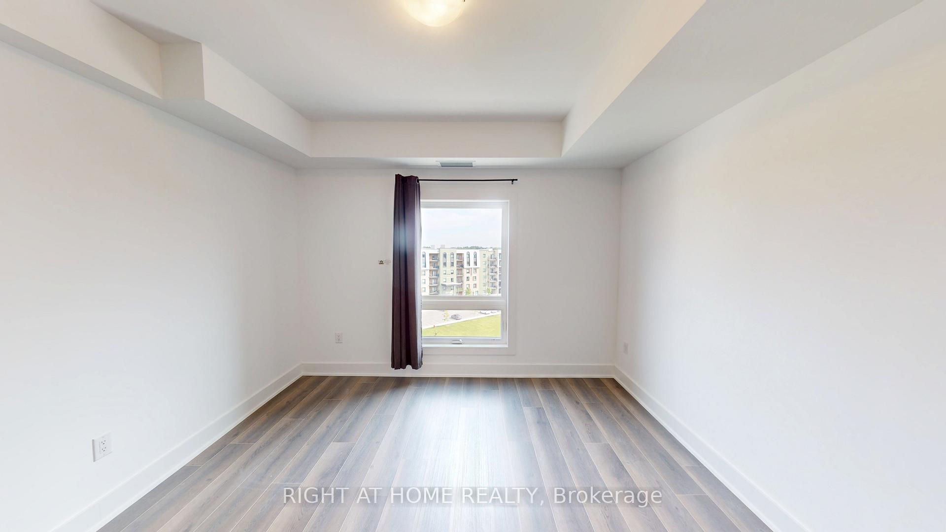 Photo 21 of Unit 603, 4 Spice Way, Barrie, Rural Barrie Southeast — HOMEH
