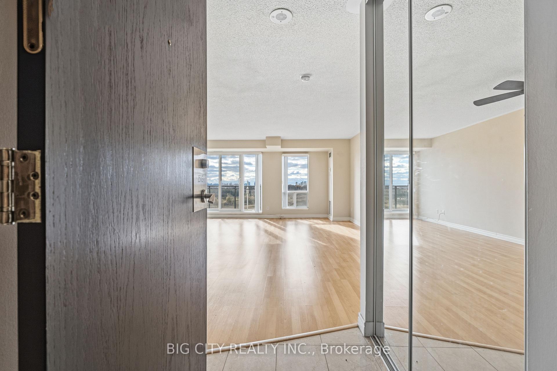 Photo 2 of Unit 1503, 399 South Park Road, Markham, Commerce Valley — HOMEH