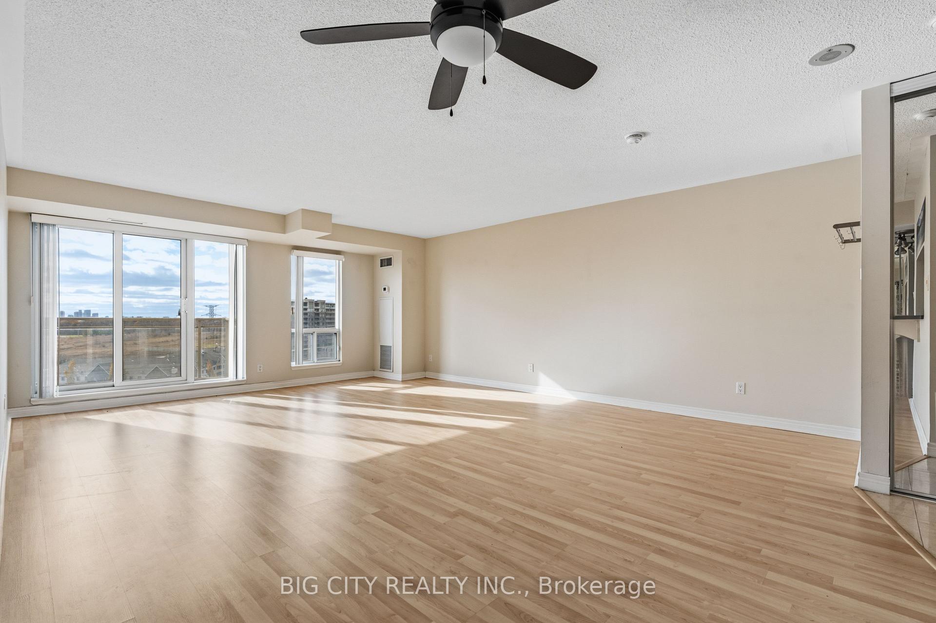Photo 4 of Unit 1503, 399 South Park Road, Markham, Commerce Valley — HOMEH