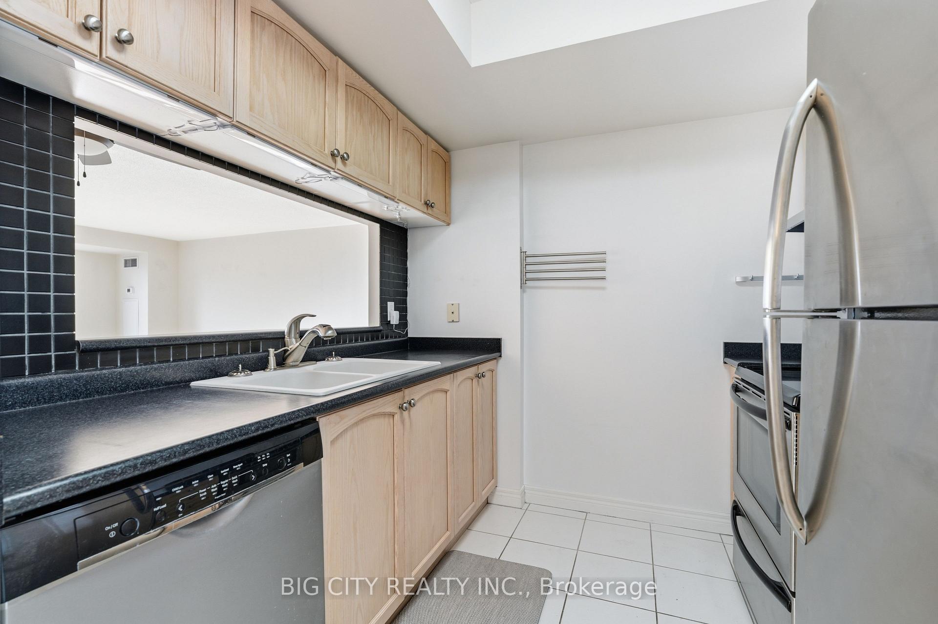 Photo 8 of Unit 1503, 399 South Park Road, Markham, Commerce Valley — HOMEH
