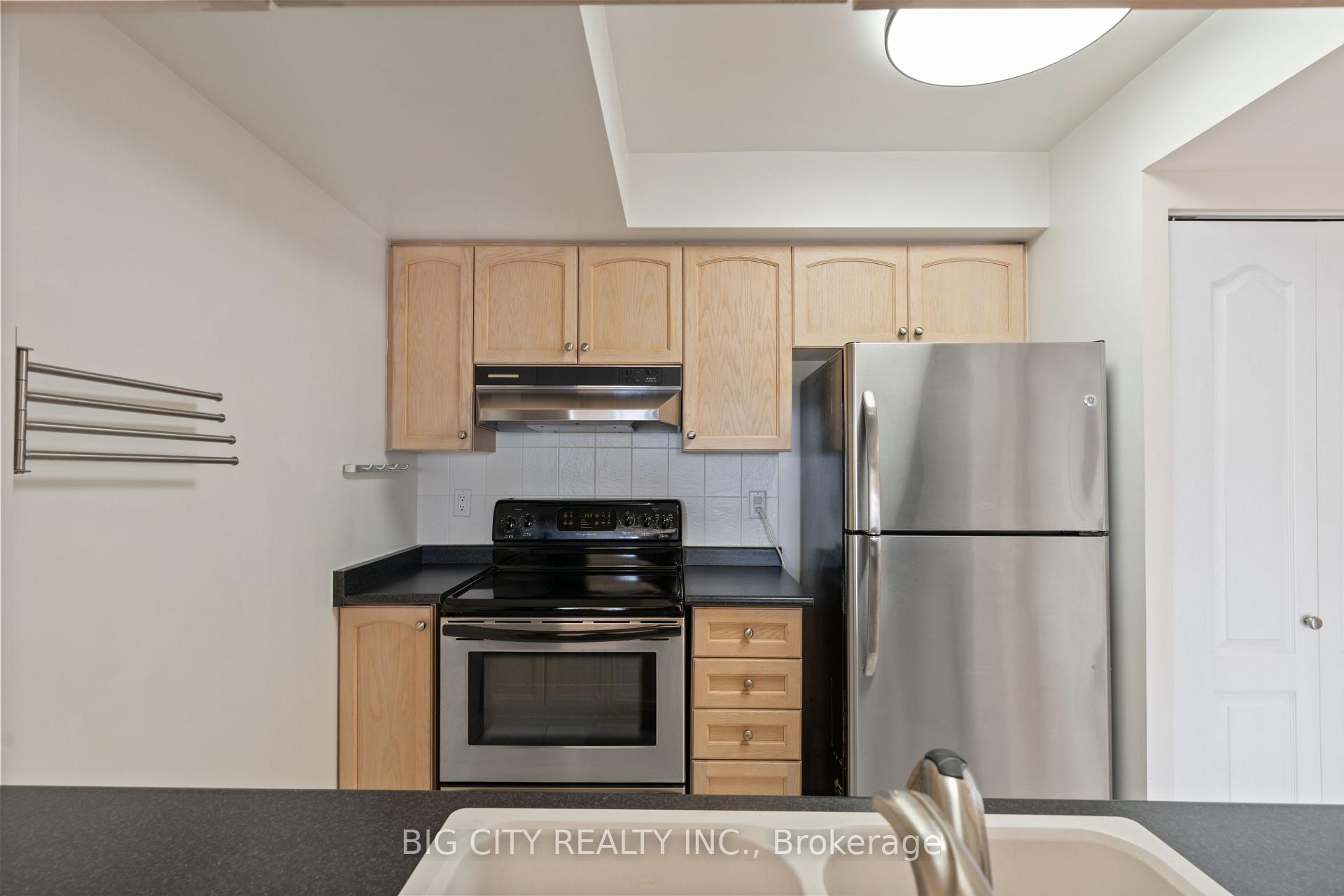 Photo 9 of Unit 1503, 399 South Park Road, Markham, Commerce Valley — HOMEH