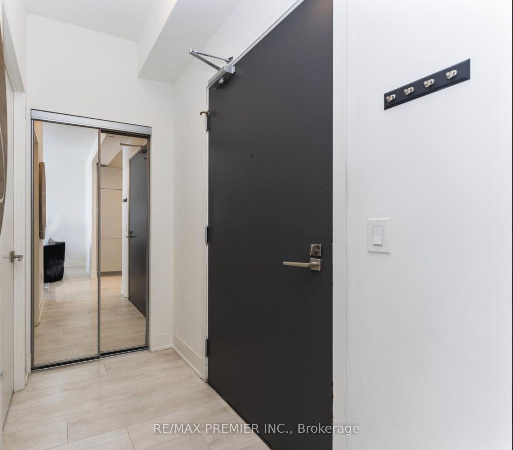 Photo 5 of Unit 2209, 2908 Highway 7 Road, Vaughan, Concord — HOMEH