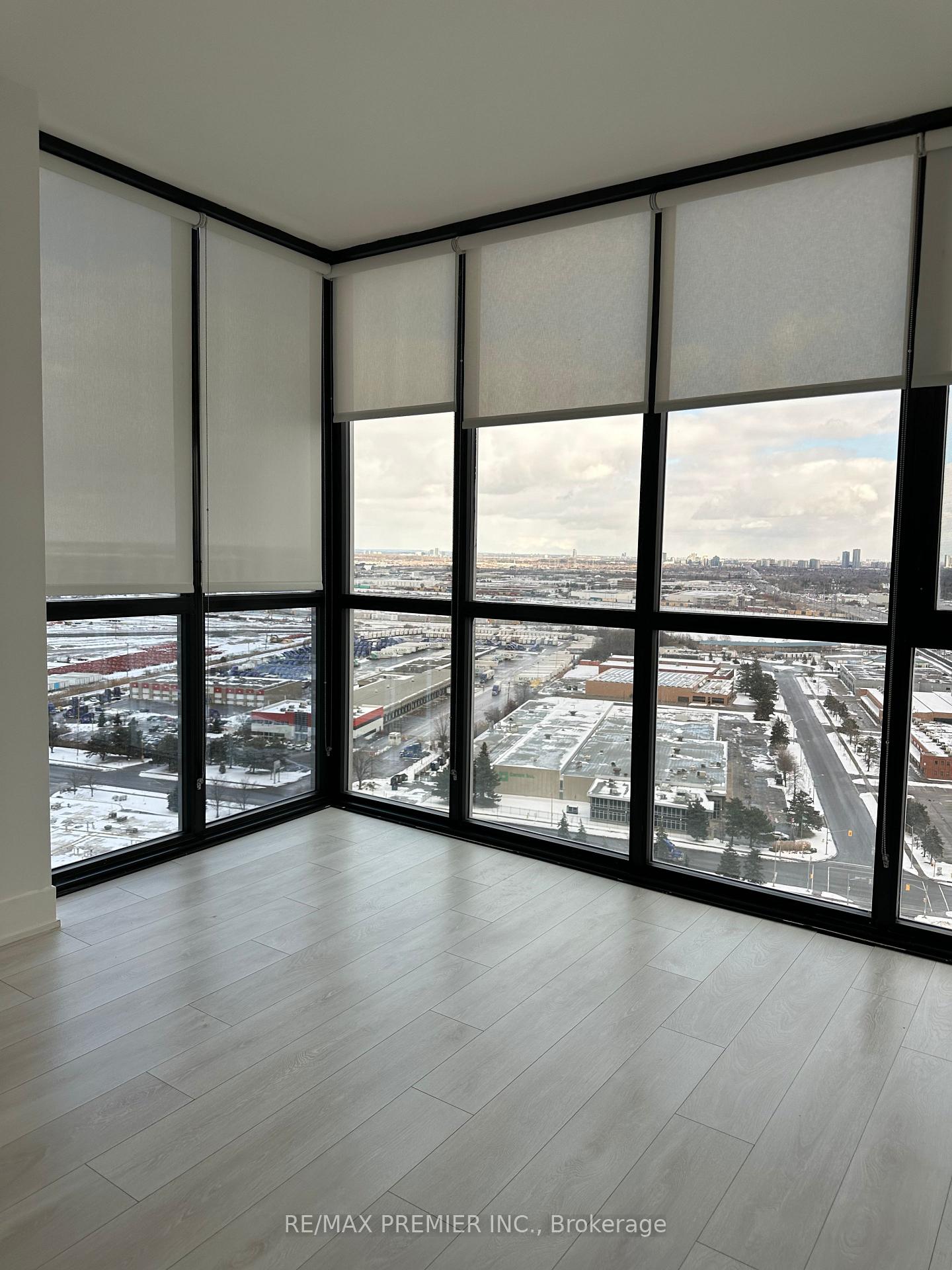 Photo 9 of Unit 2209, 2908 Highway 7 Road, Vaughan, Concord — HOMEH
