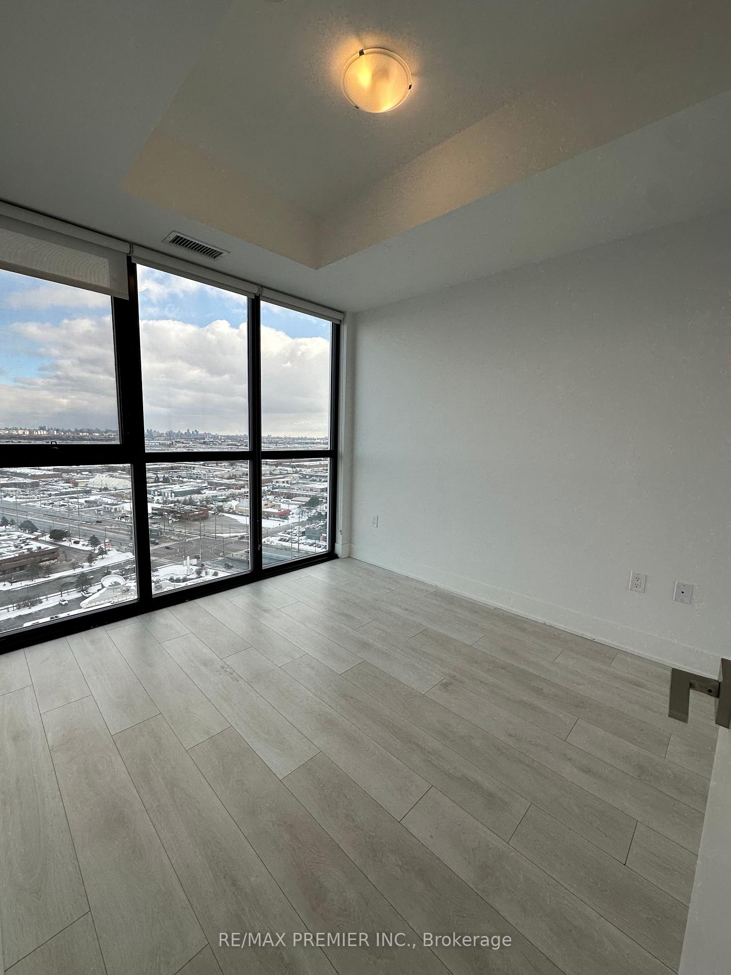 Photo 10 of Unit 2209, 2908 Highway 7 Road, Vaughan, Concord — HOMEH