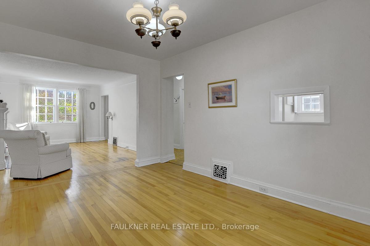 Photo 12 of 135 Cameron Avenue, Ottawa, Old Ottawa South — HOMEH
