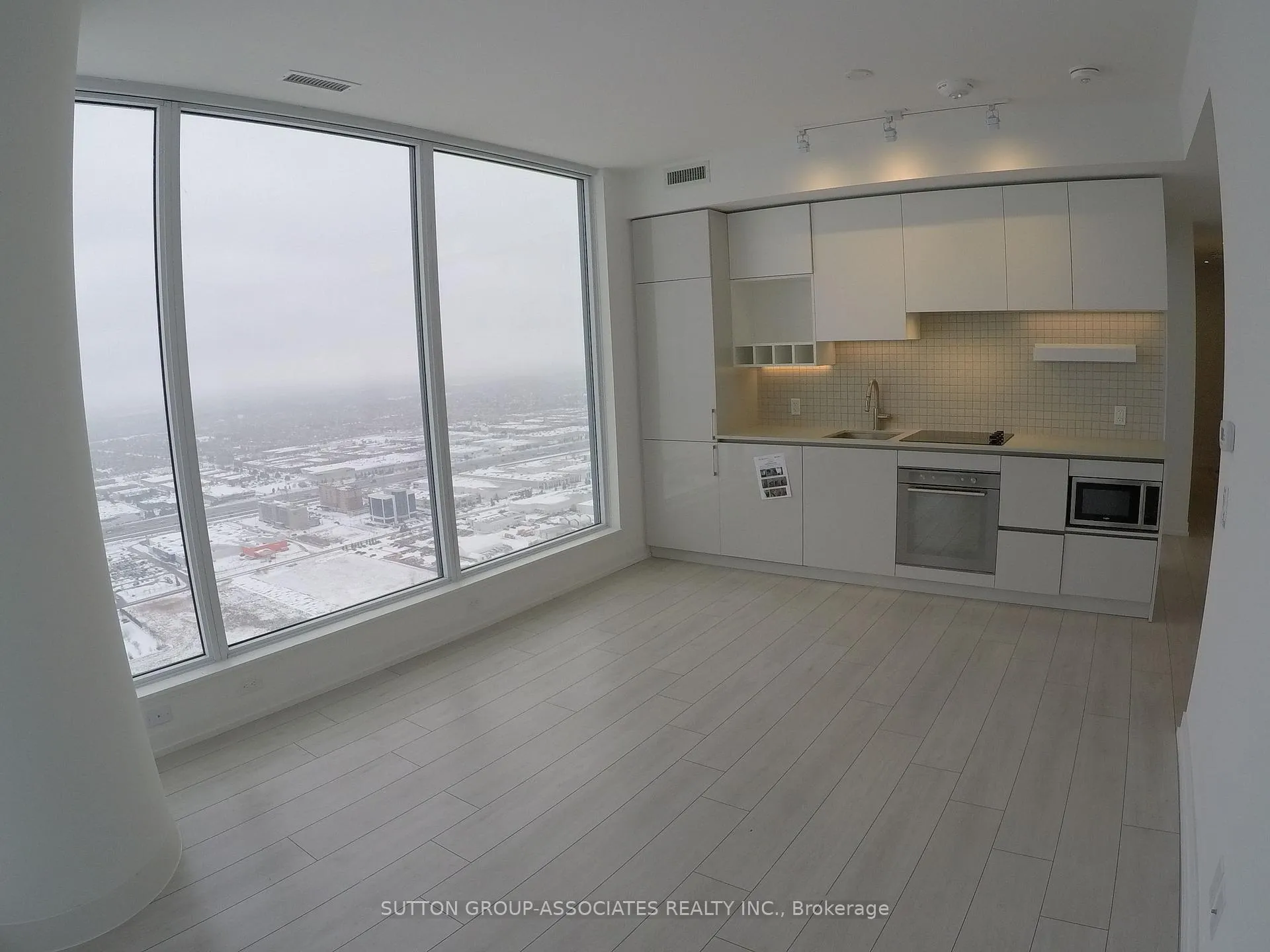 Photo 2 of Unit 5909, 898 Portage Parkway, Vaughan, Vaughan Corporate Centre — HOMEH