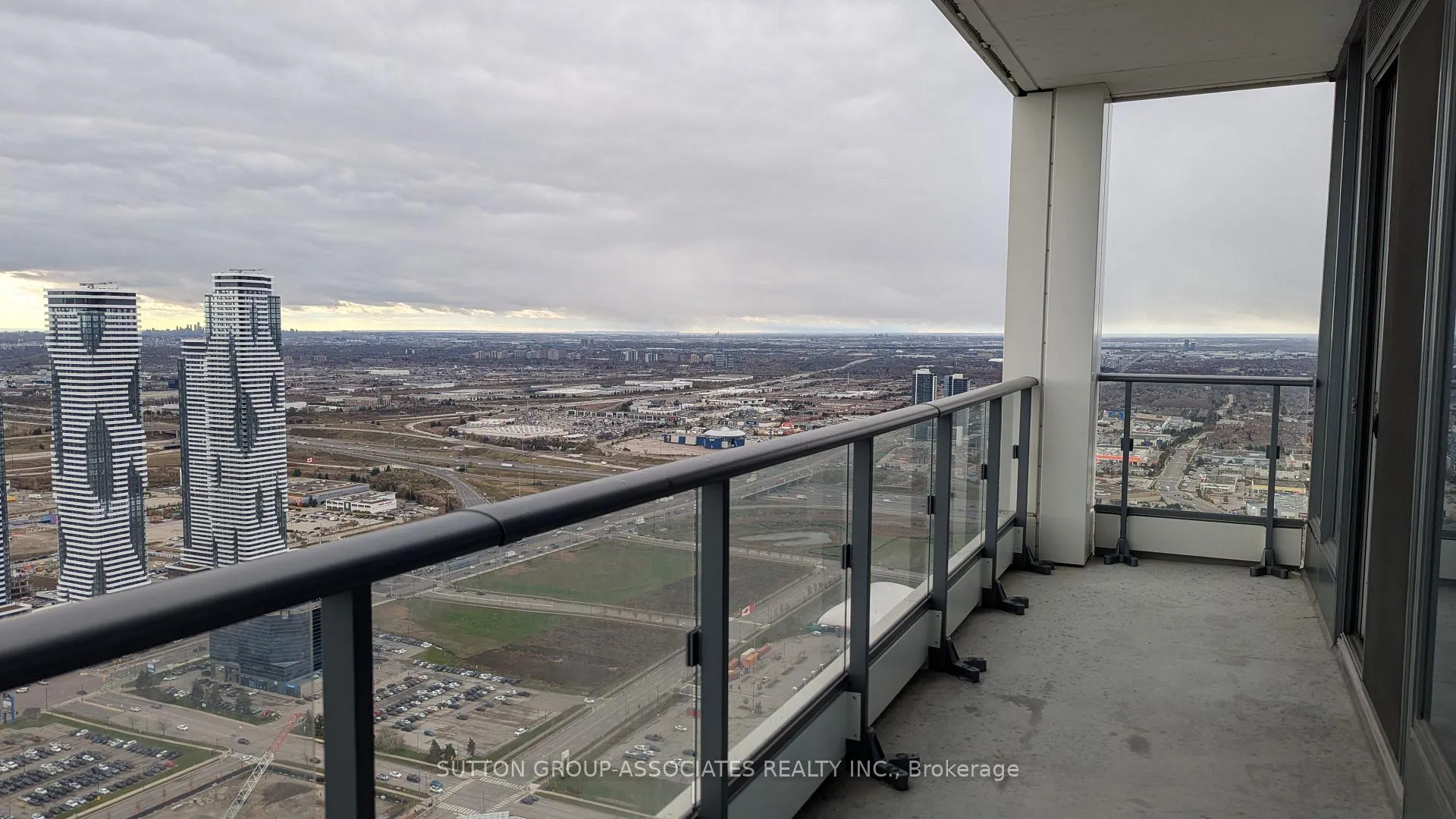Photo 13 of Unit 5909, 898 Portage Parkway, Vaughan, Vaughan Corporate Centre — HOMEH