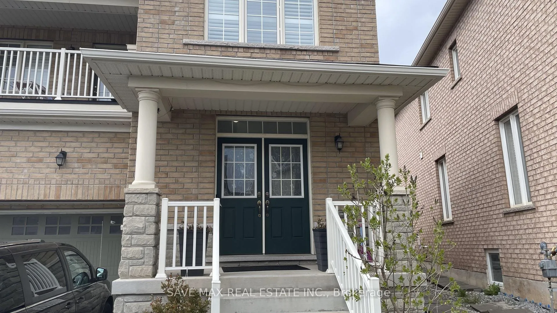 Photo 3 of 6 Bittersweet Road, Brampton, Credit Valley — HOMEH