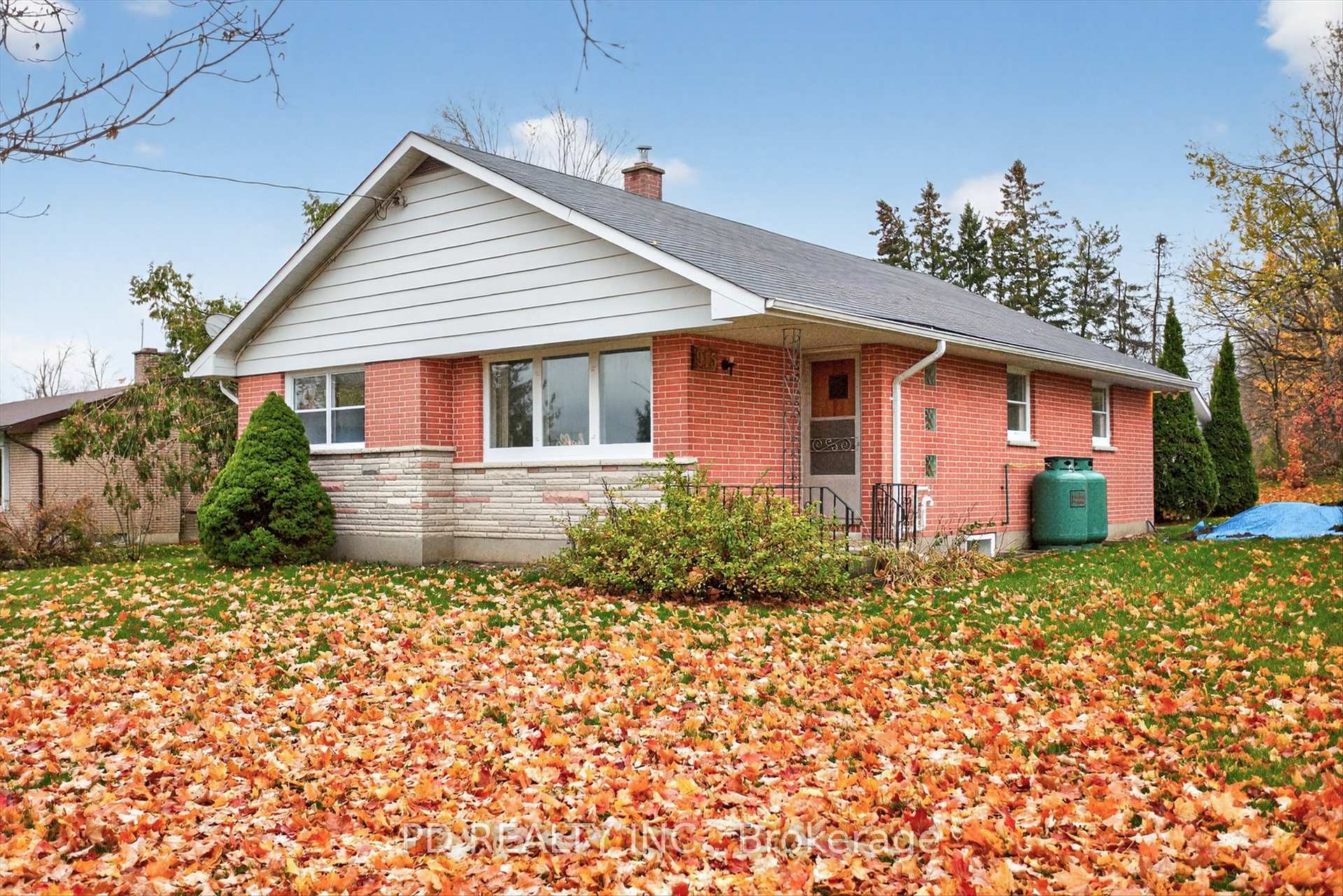 Photo 1 of 915 Mill Street, Cavan Monaghan, Cavan Twp — HOMEH