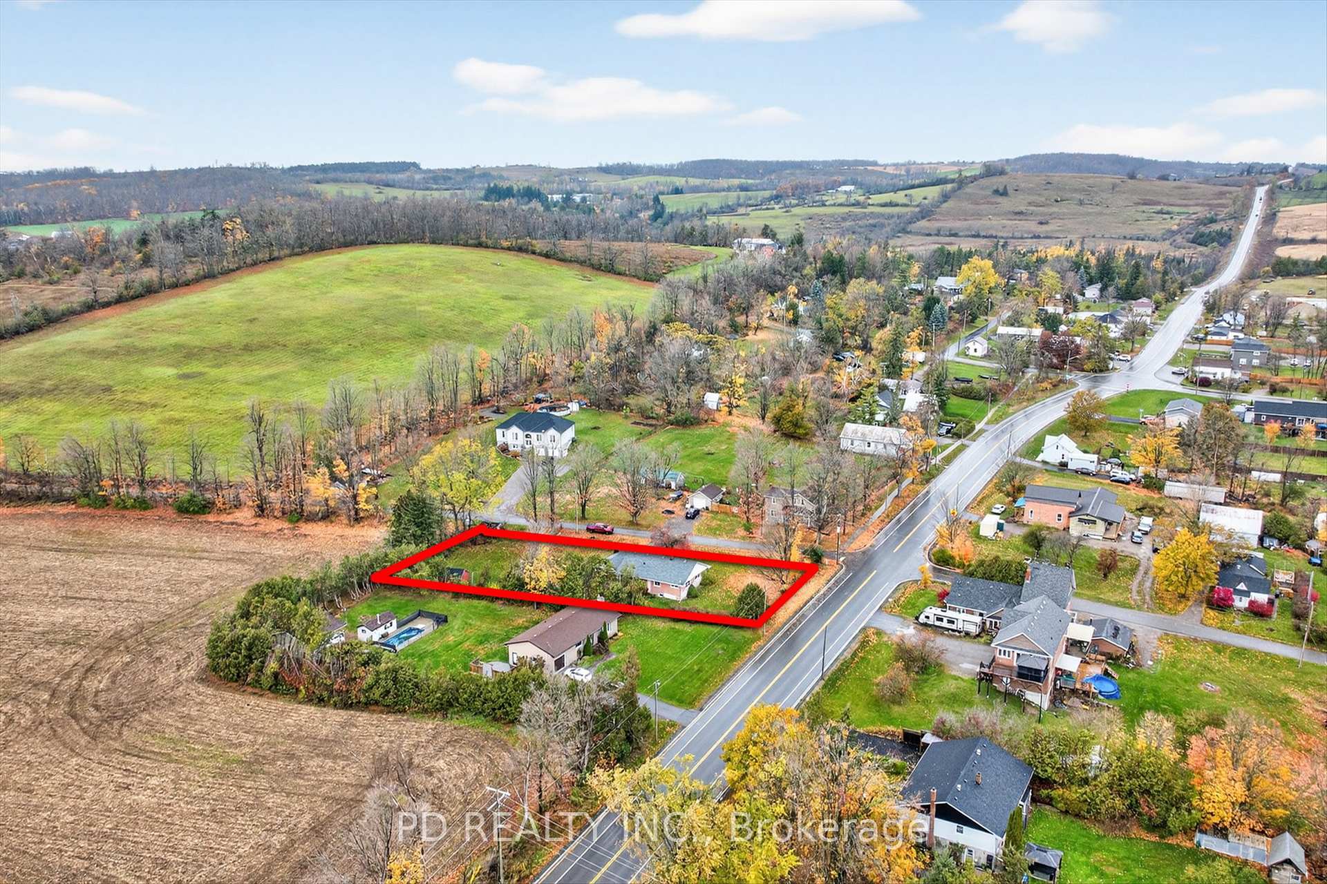 Photo 39 of 915 Mill Street, Cavan Monaghan, Cavan Twp — HOMEH