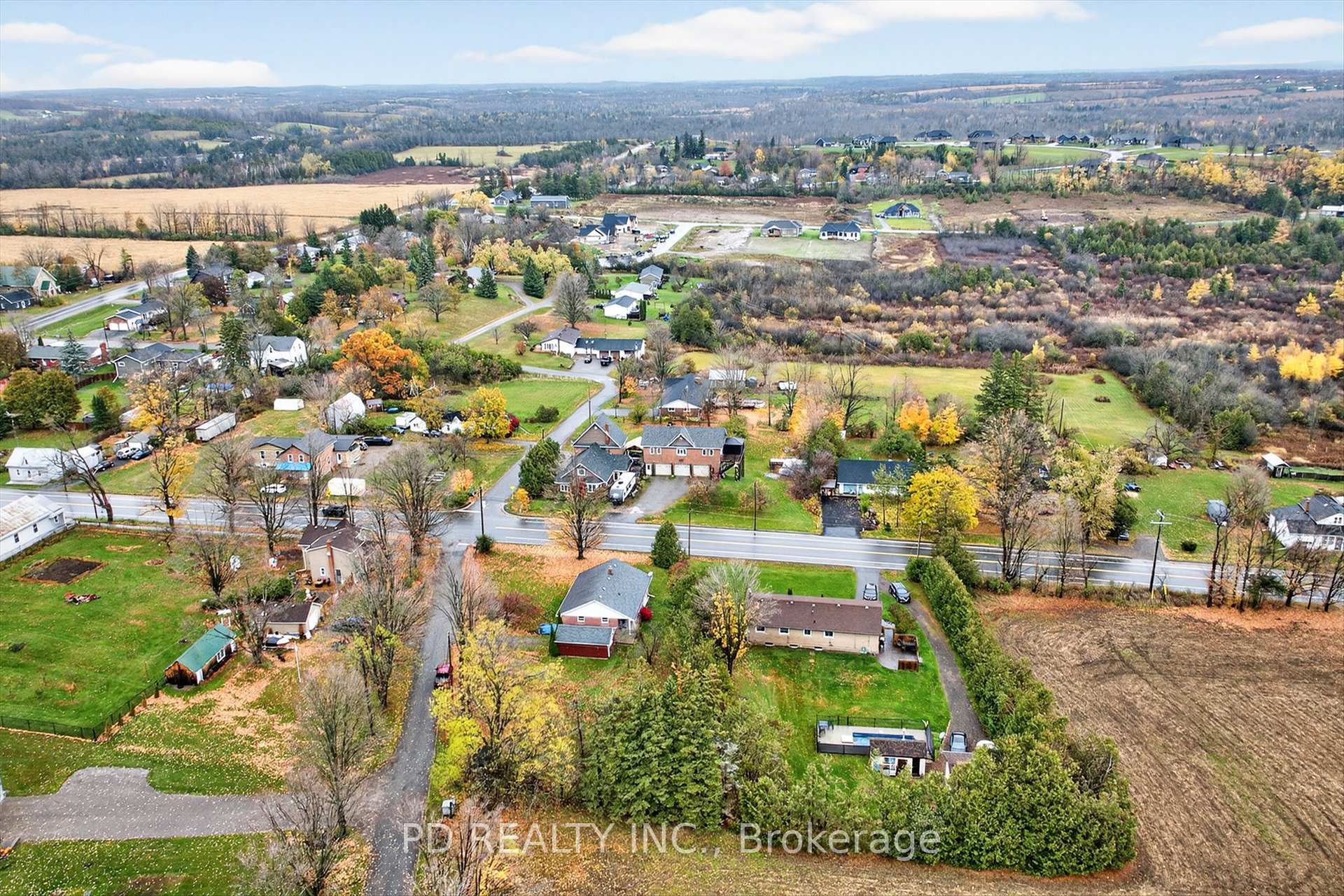 Photo 43 of 915 Mill Street, Cavan Monaghan, Cavan Twp — HOMEH