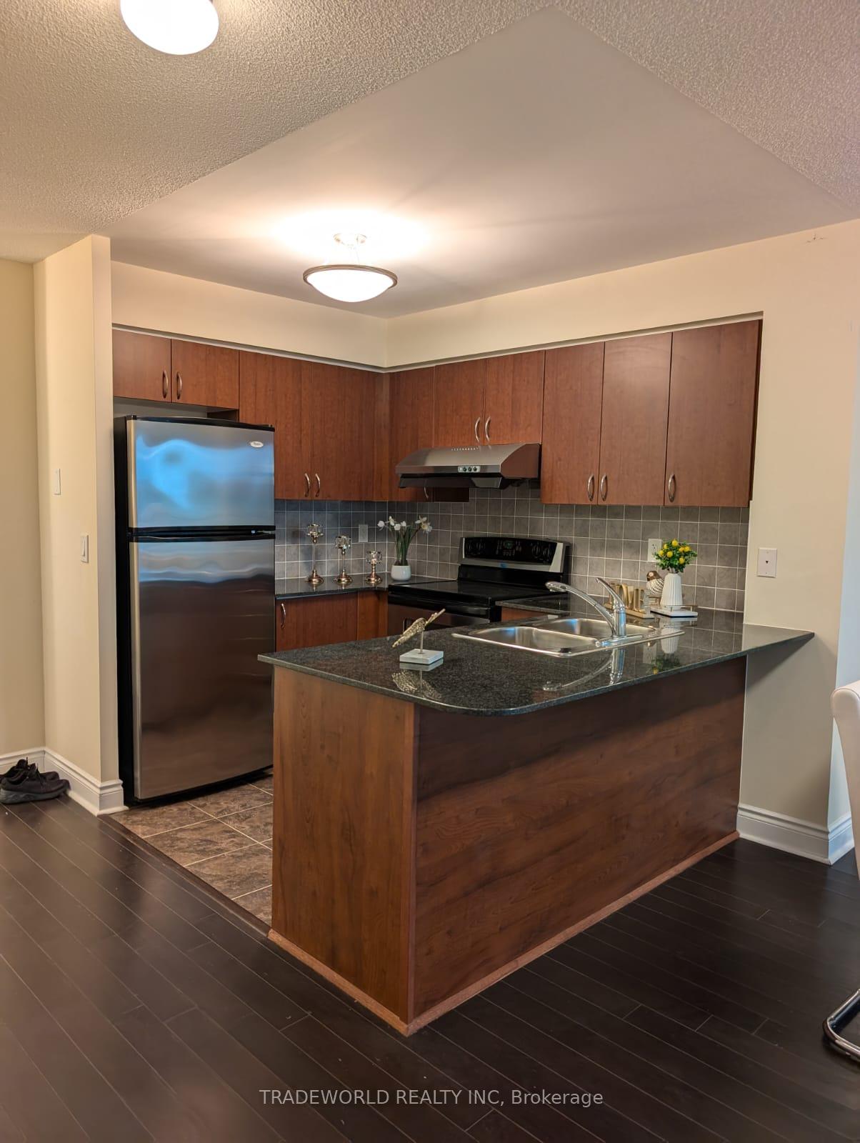 Photo 3 of Unit 512, 32 Clegg Road, Markham, Unionville — HOMEH