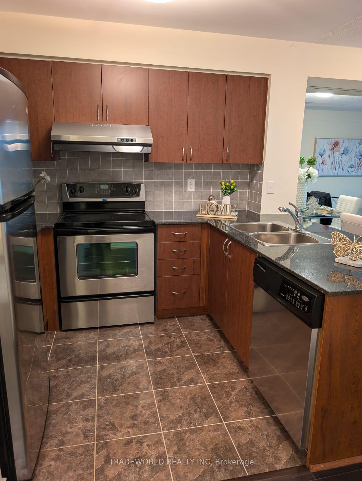 Photo 4 of Unit 512, 32 Clegg Road, Markham, Unionville — HOMEH