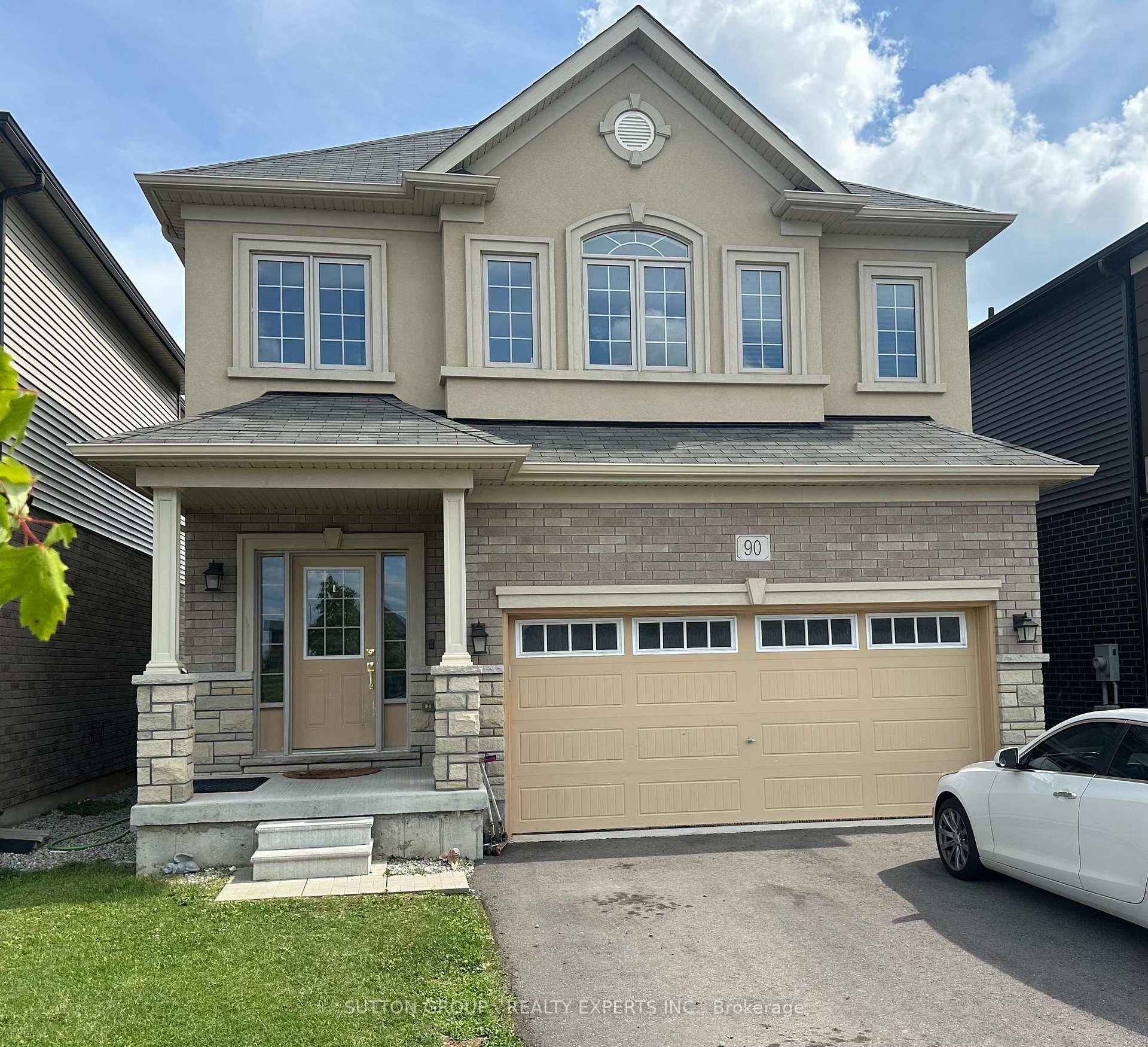 Photo 1 of 90 Scenic Ridge Gate, Brant, Paris — HOMEH